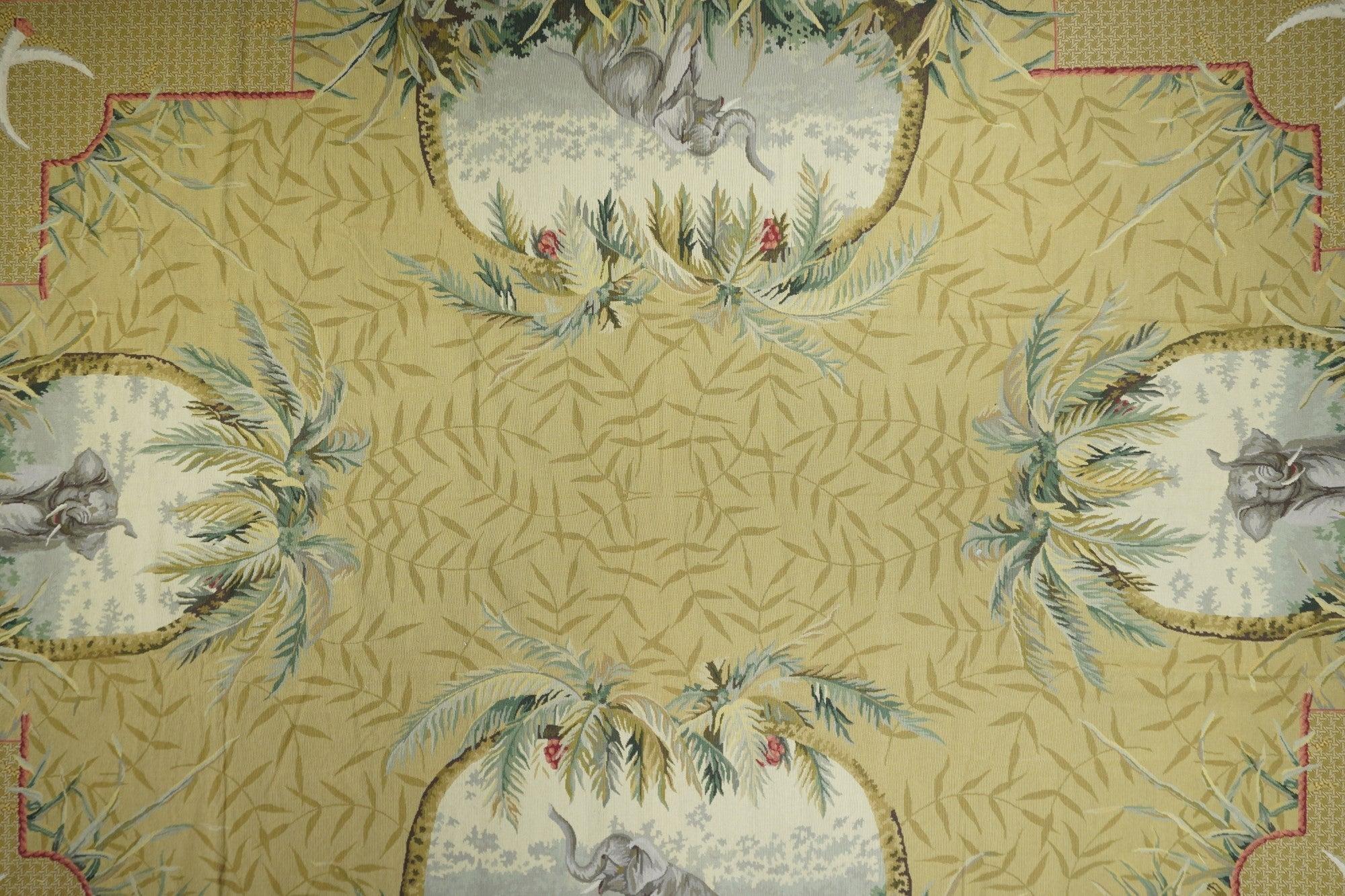 French Aubusson Design Rug 10' x 14' In New Condition For Sale In New York, NY