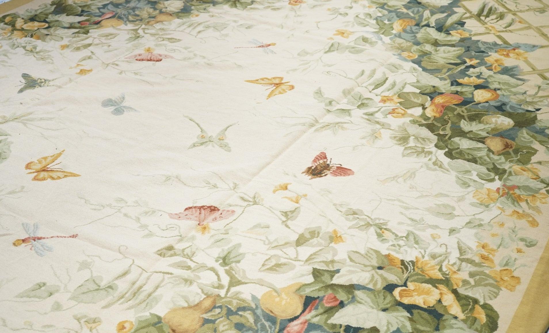 Französischer Teppich im Aubusson-Design 10' x 14' (Wolle) im Angebot