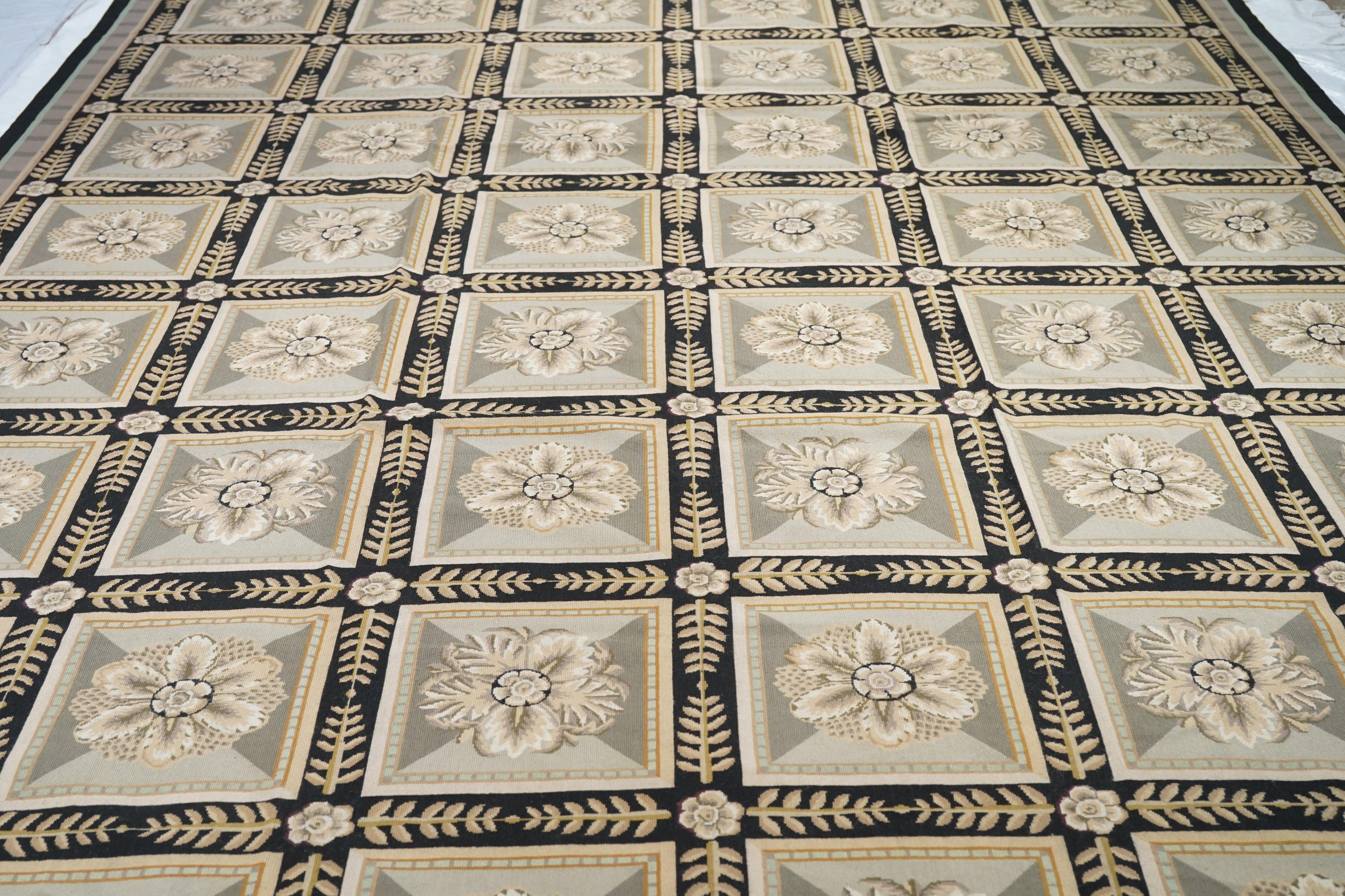 French Aubusson Design Rug 10' x 14' For Sale 2