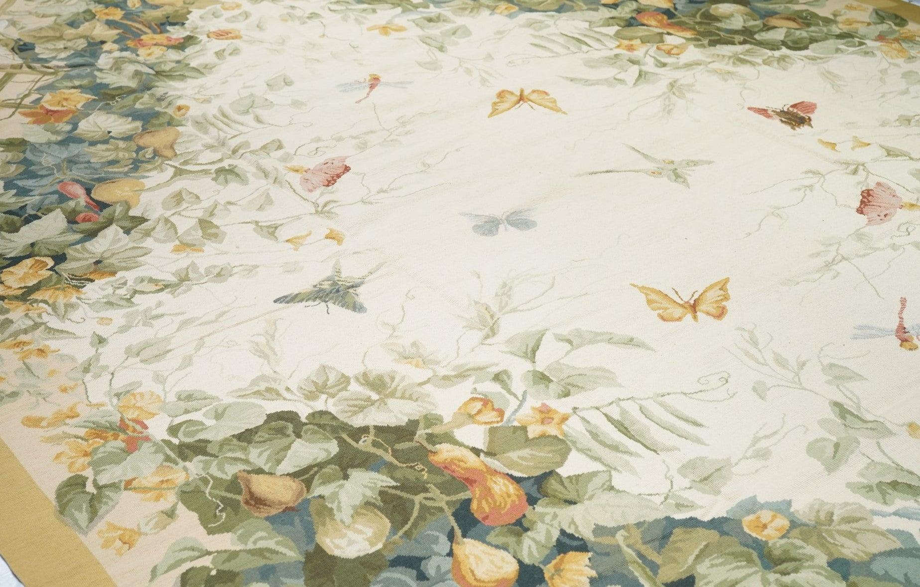 Französischer Teppich im Aubusson-Design 10' x 14' im Angebot 2