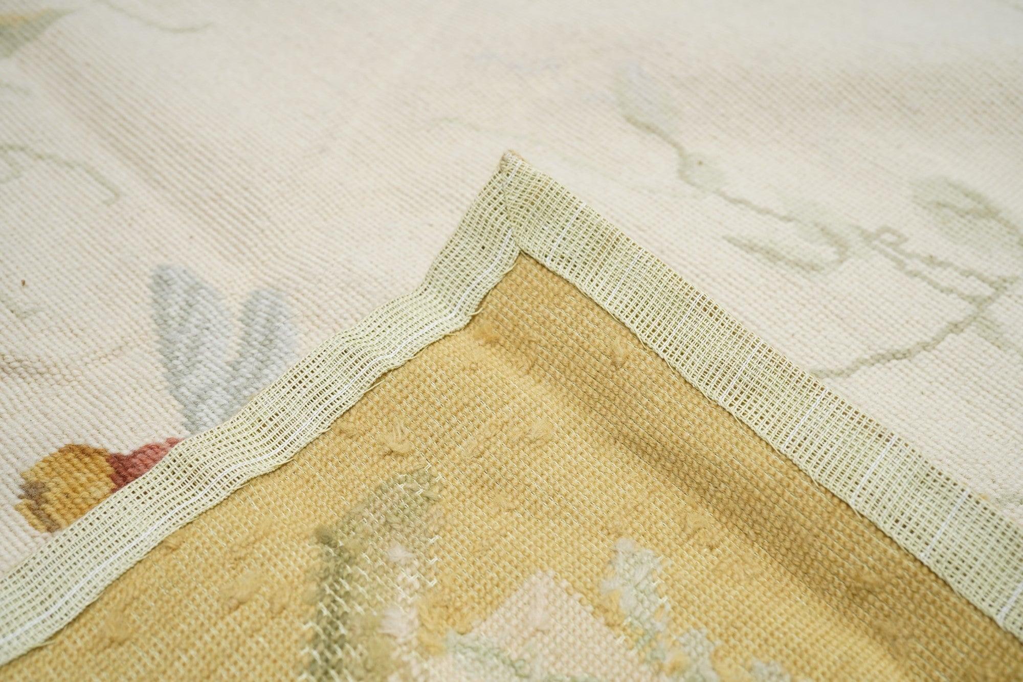 Französischer Teppich im Aubusson-Design 10' x 14' im Angebot 2