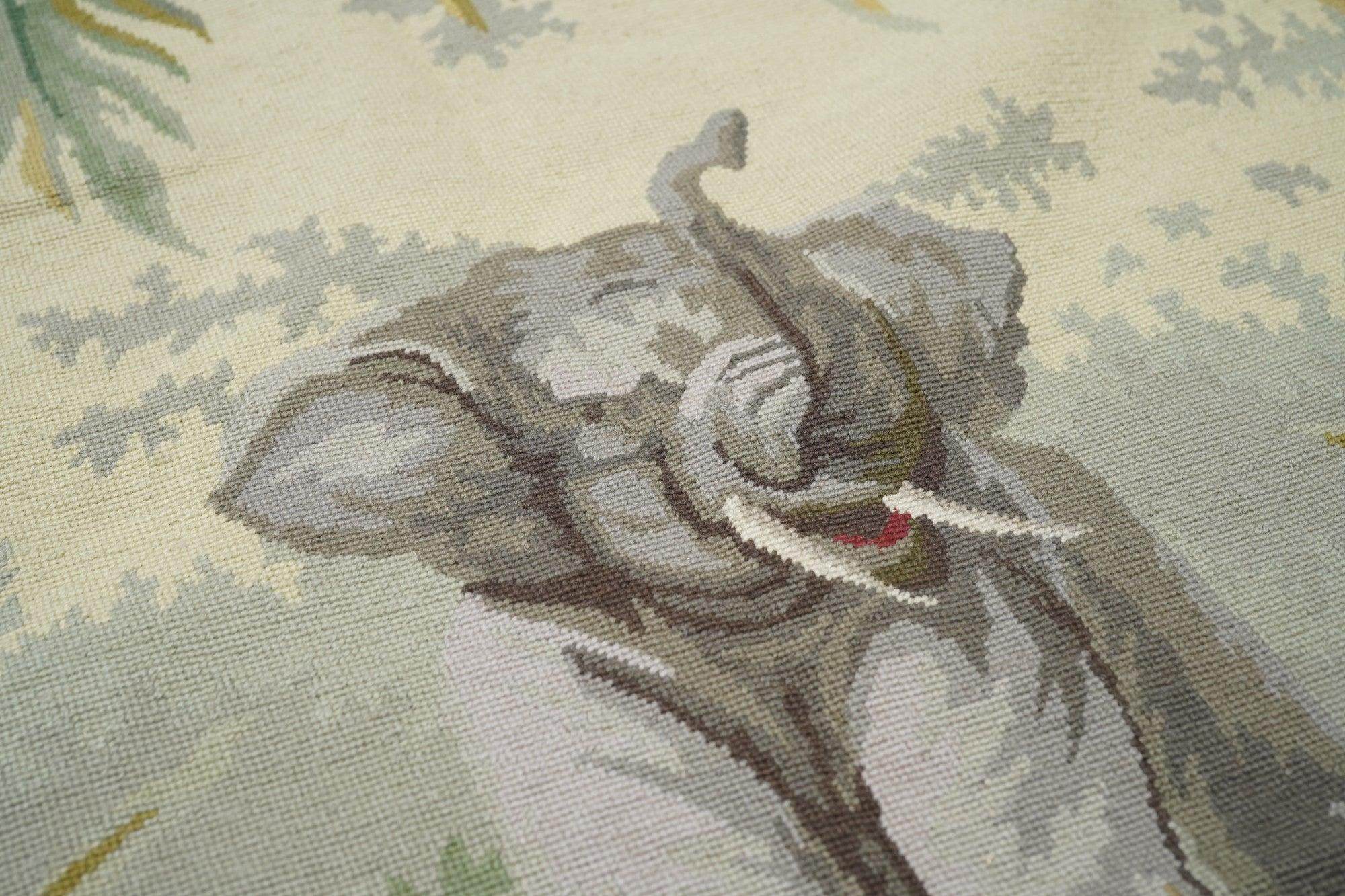 French Aubusson Design Rug 10' x 14' For Sale 3
