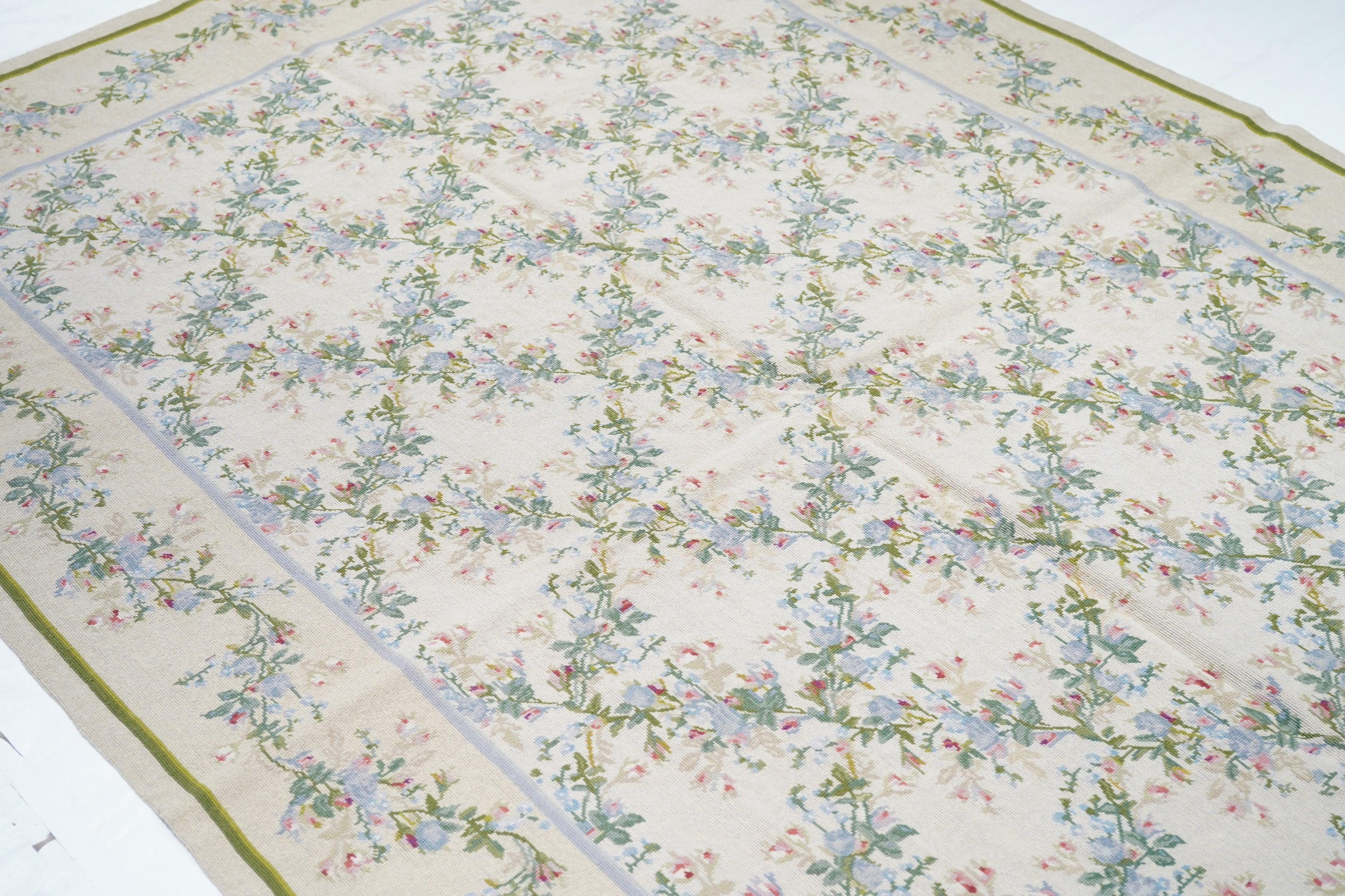 Contemporary French Aubusson Design Rug 5'10'' x 9'0