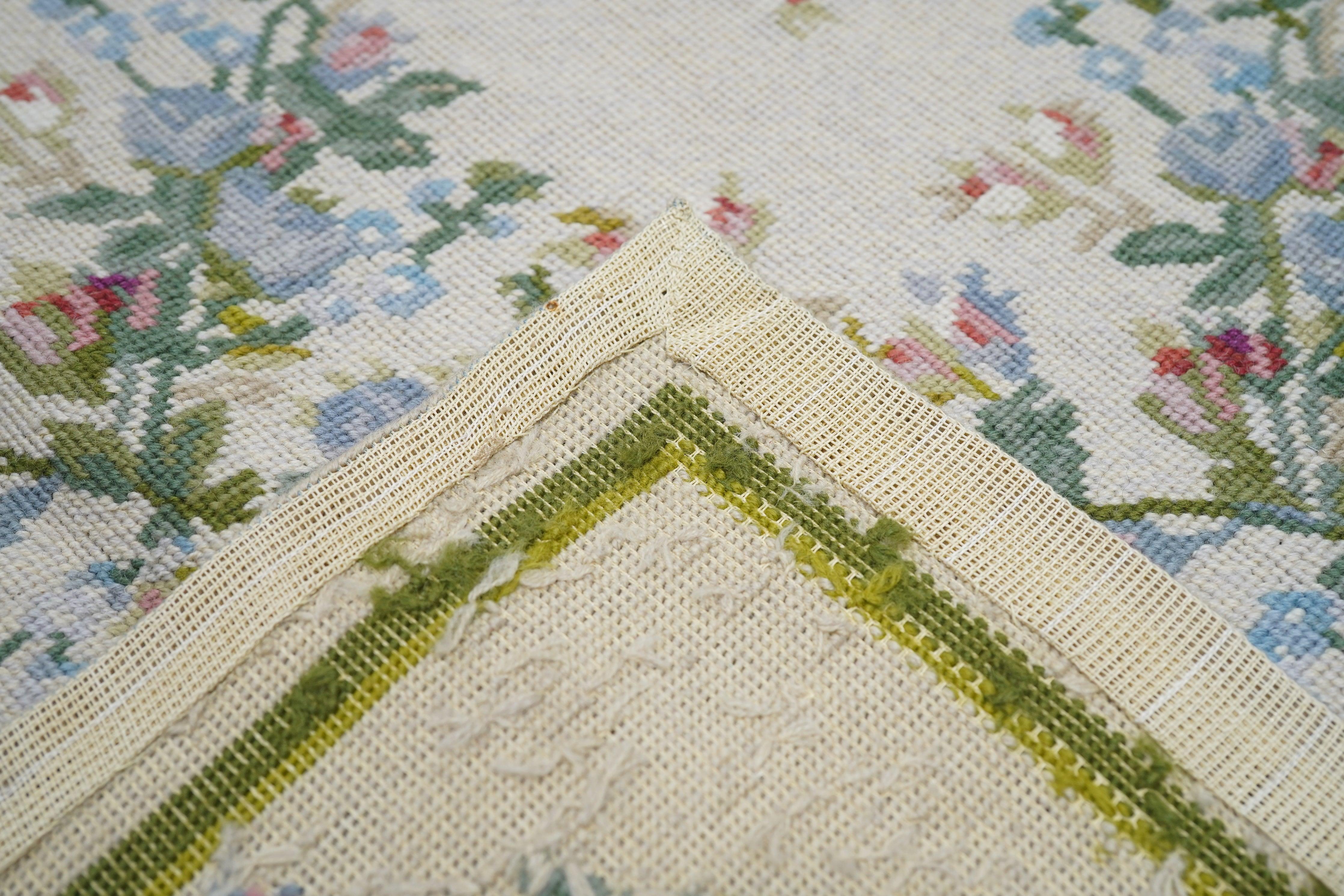 French Aubusson Design Rug 5'10'' x 9'0