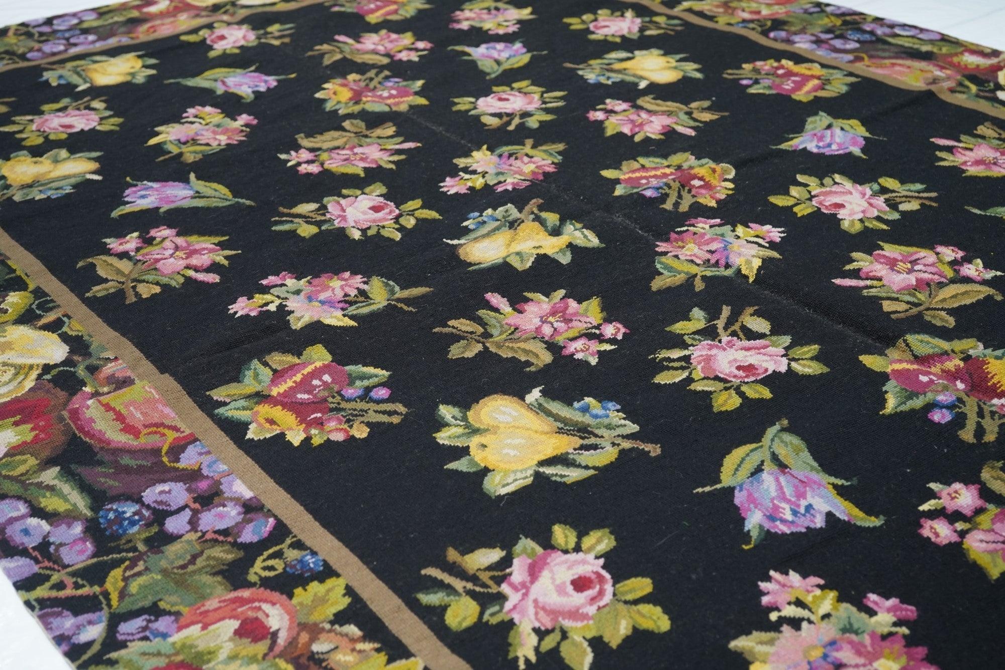 French Aubusson Design Rug 6'0
