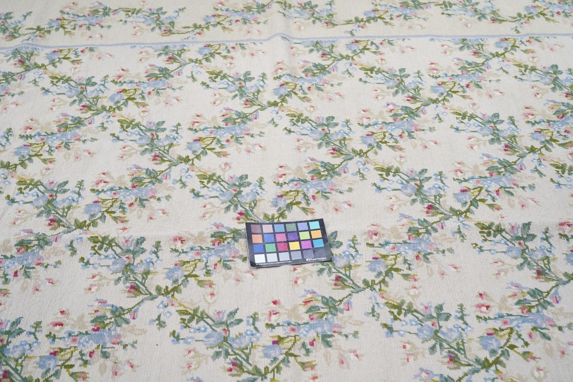 French Aubusson Design Rug 6'0