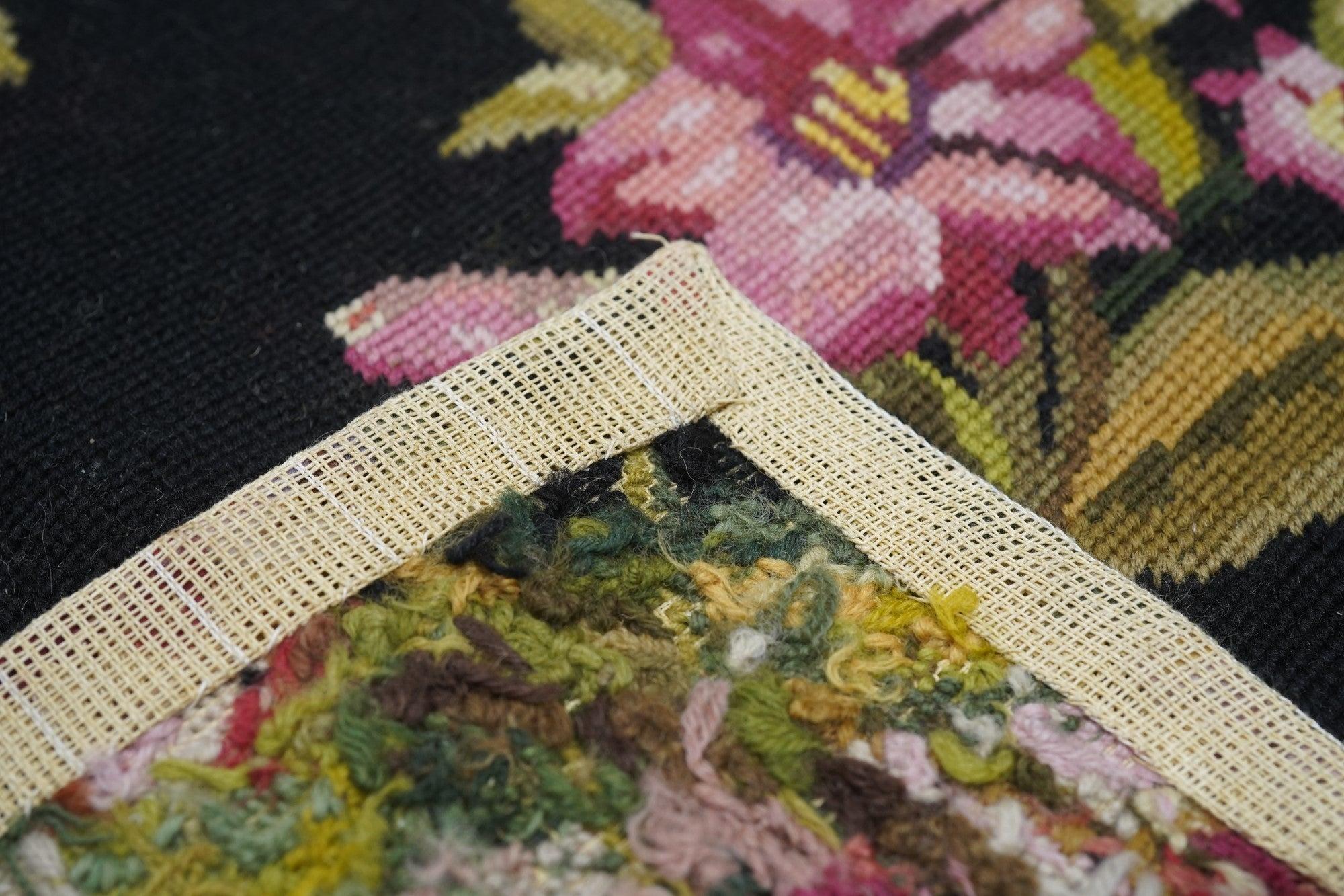 French Aubusson Design Rug 6'0