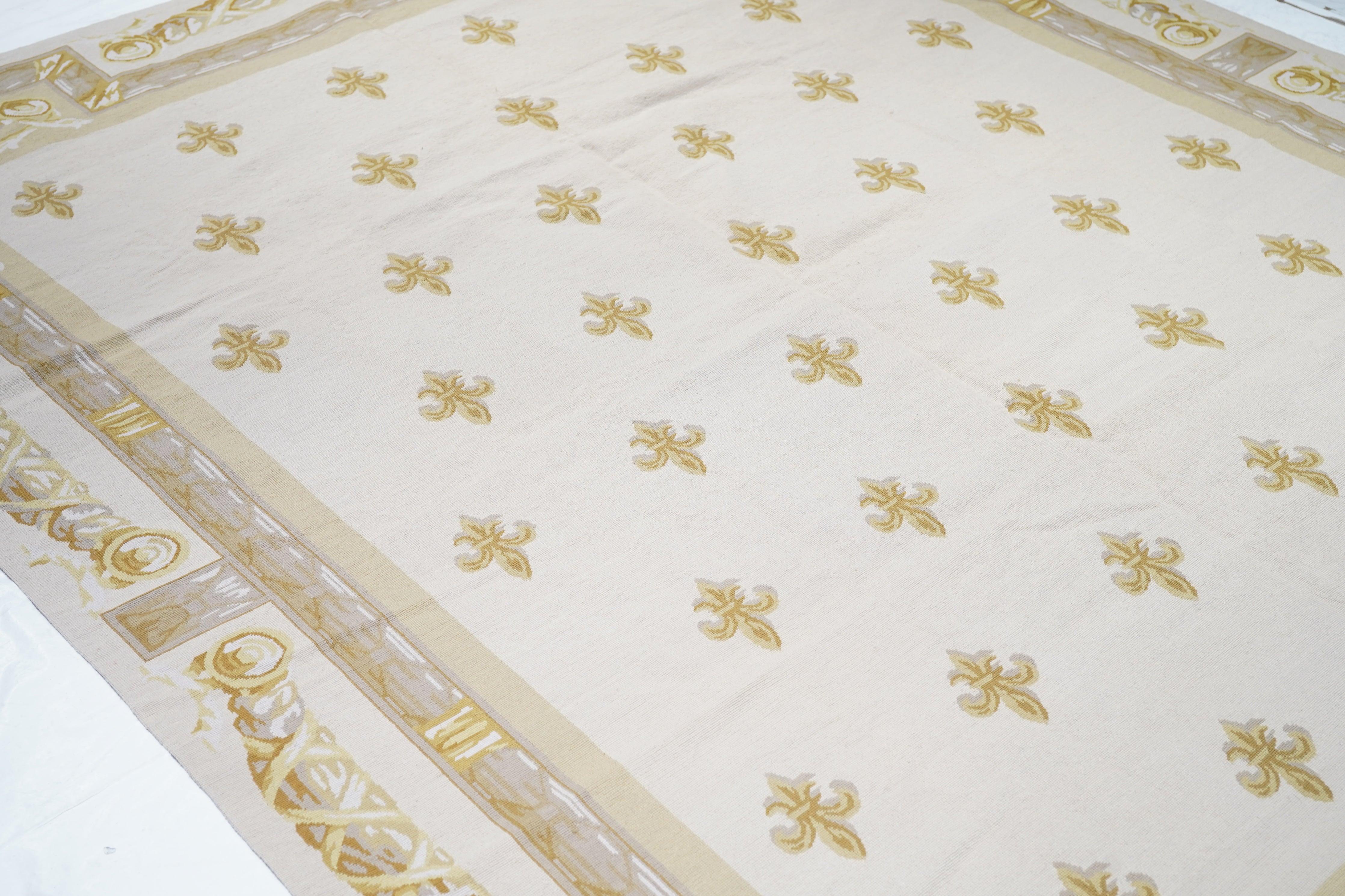 XXI secolo e contemporaneo Tappeto design francese Aubusson 8' x 10' in vendita