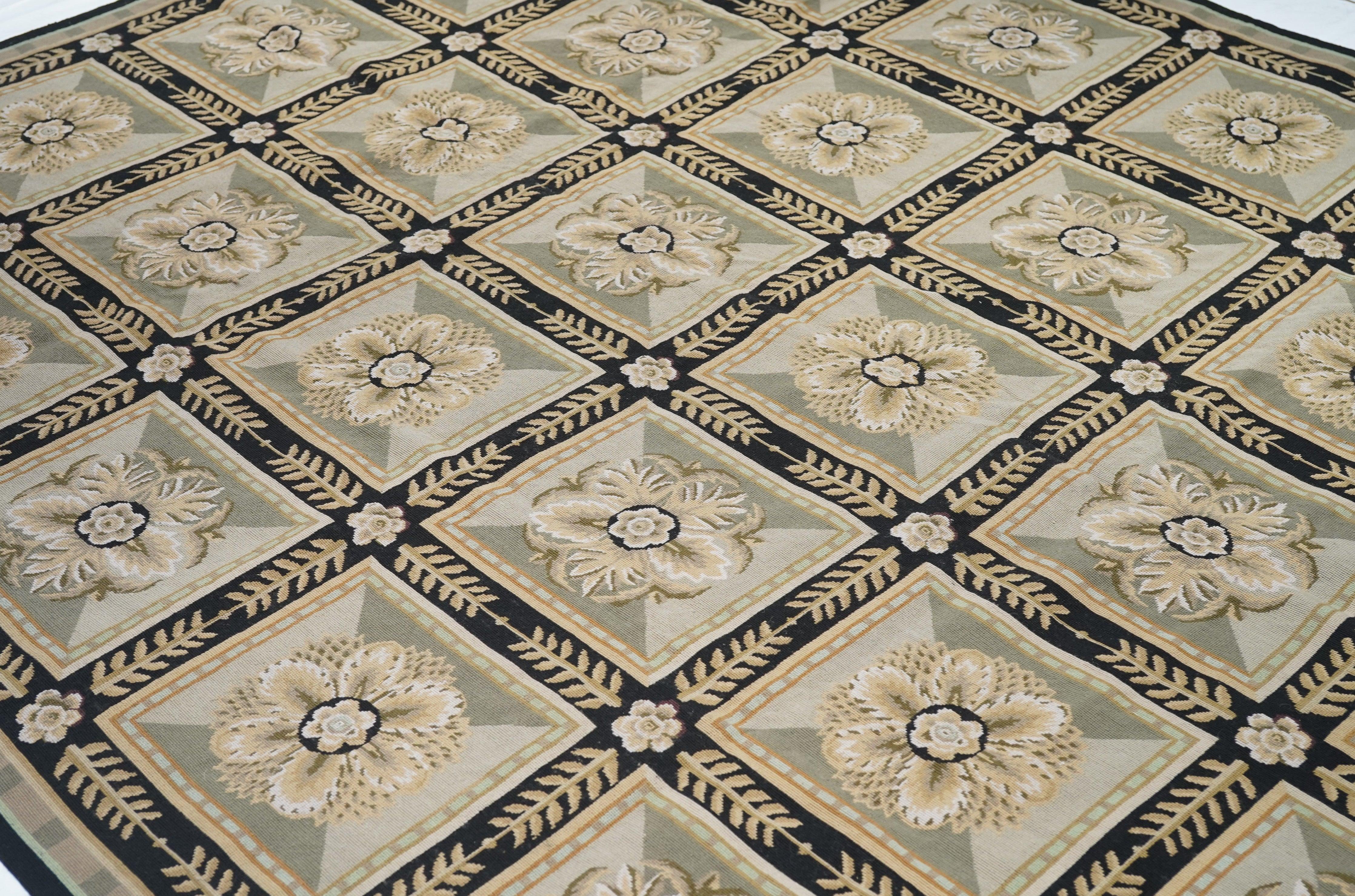 XXI secolo e contemporaneo Tappeto design francese Aubusson 8' x 10' in vendita