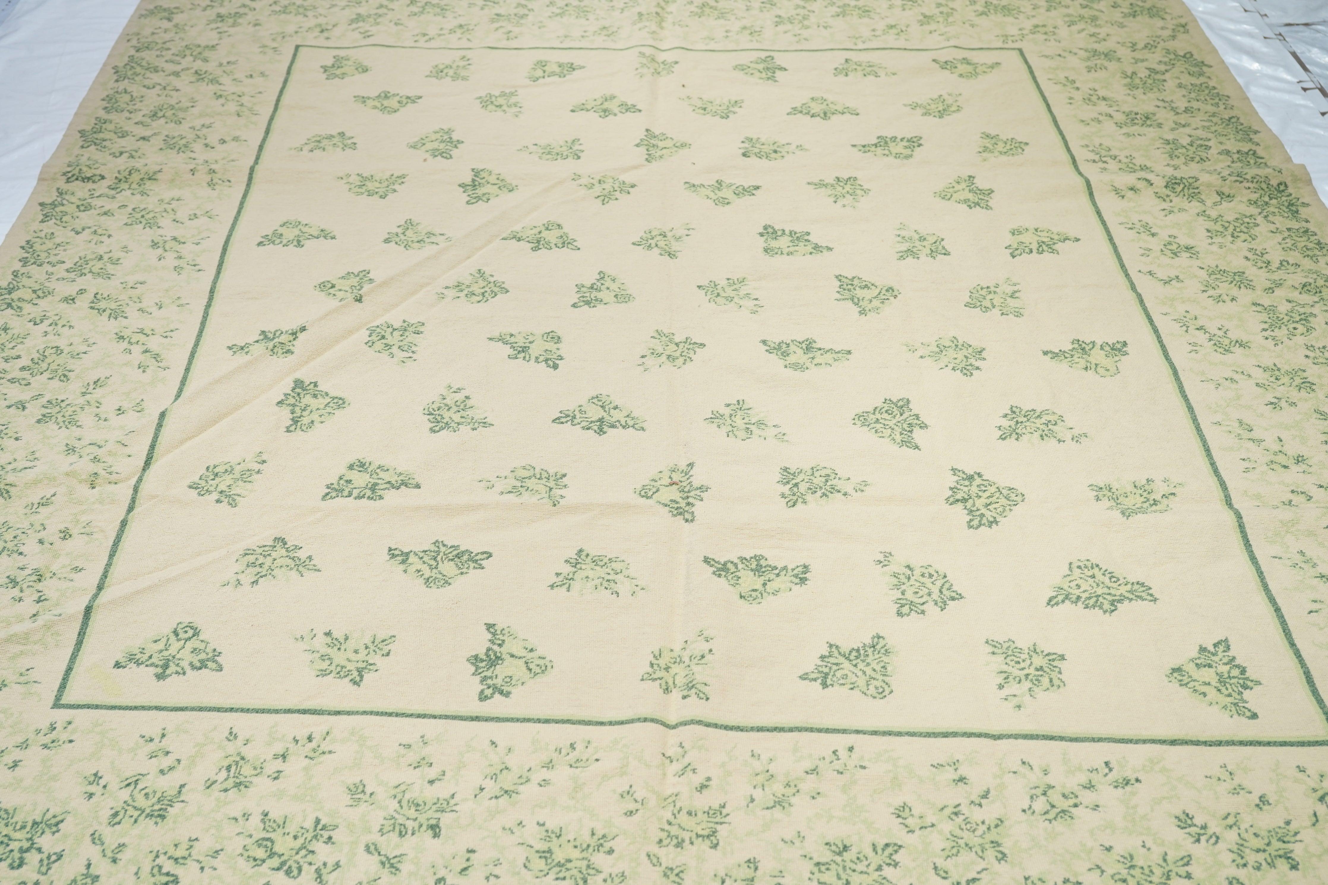 Lana Tappeto design francese Aubusson 8' x 10' in vendita