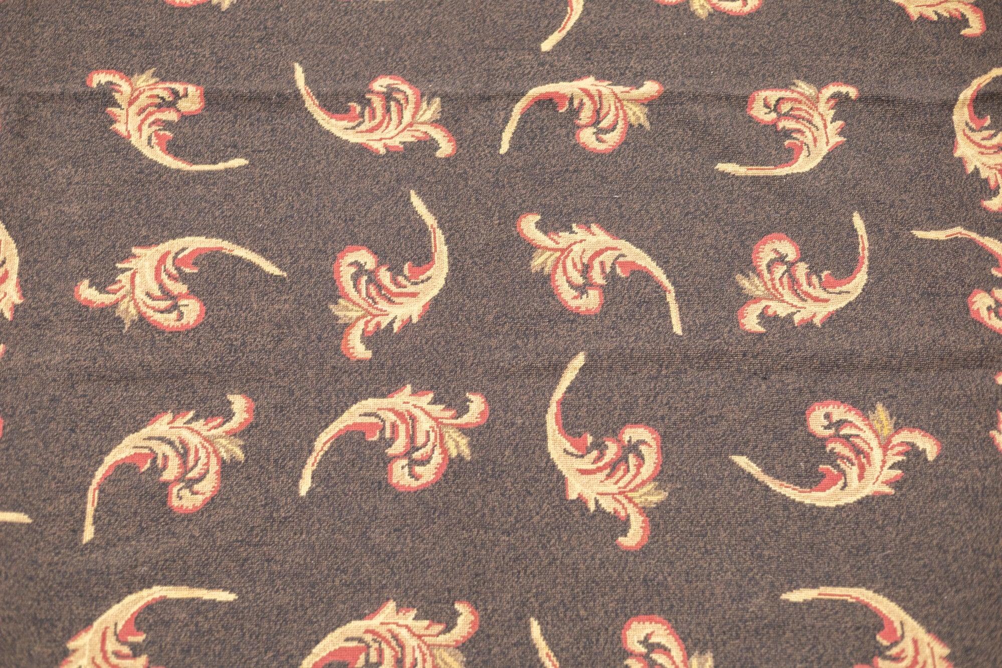 Tapis à motifs d'Aubusson 8' x 10' (français) en vente 1