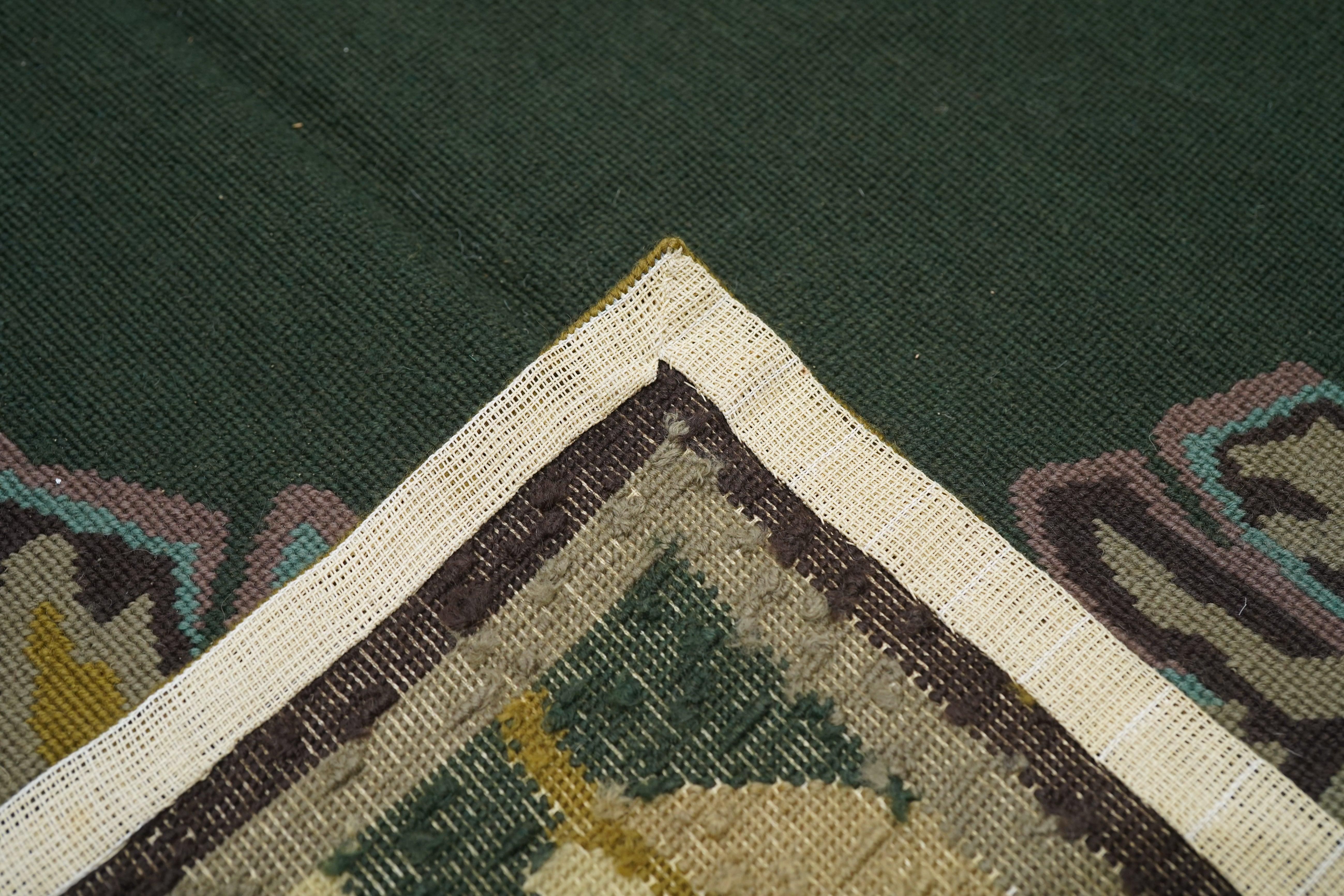 Tappeto francese con design Aubusson  8' x 10' in vendita 2