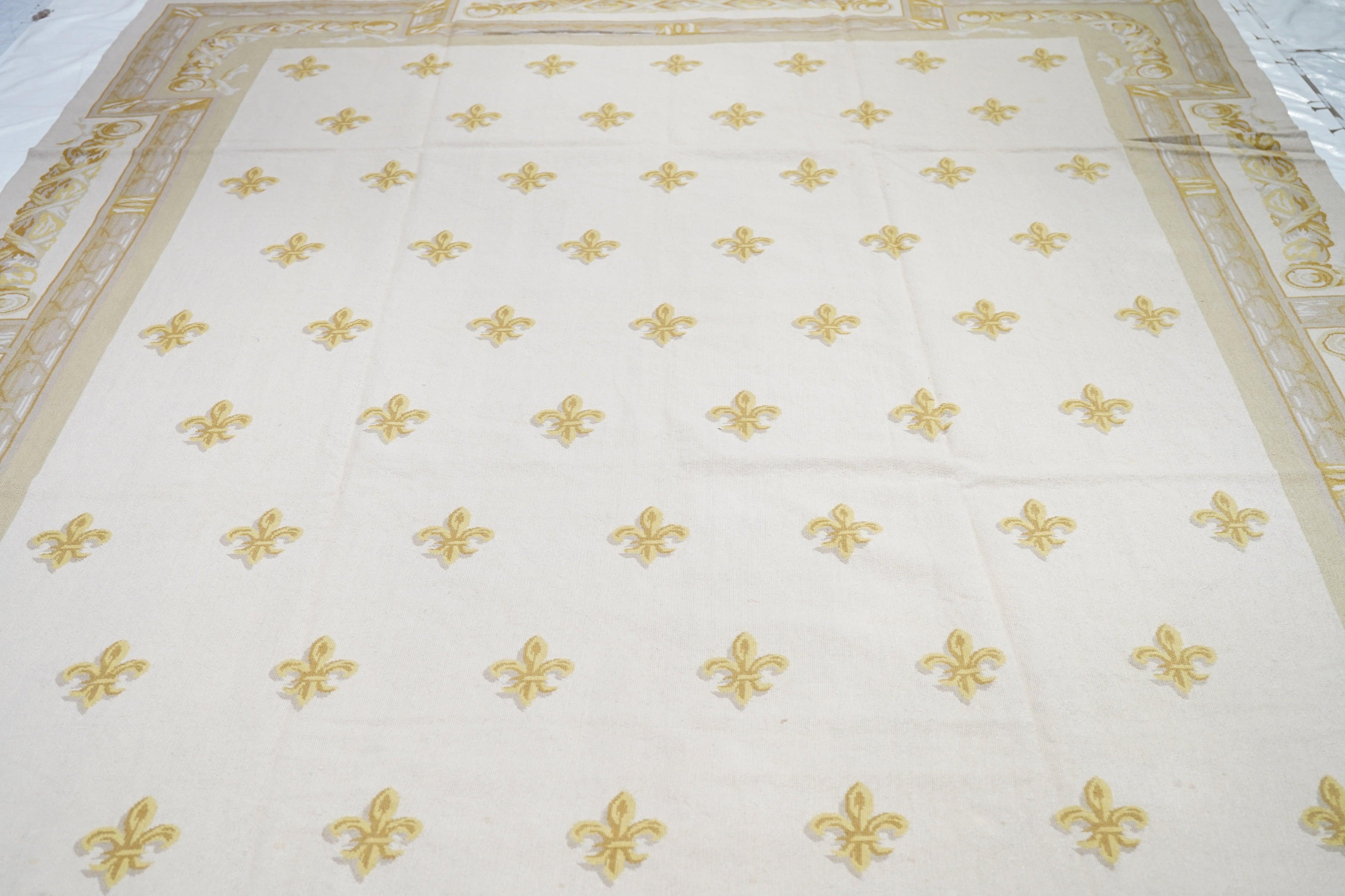 Contemporary French Aubusson Design Rug 8'7'' x 11'8'' For Sale