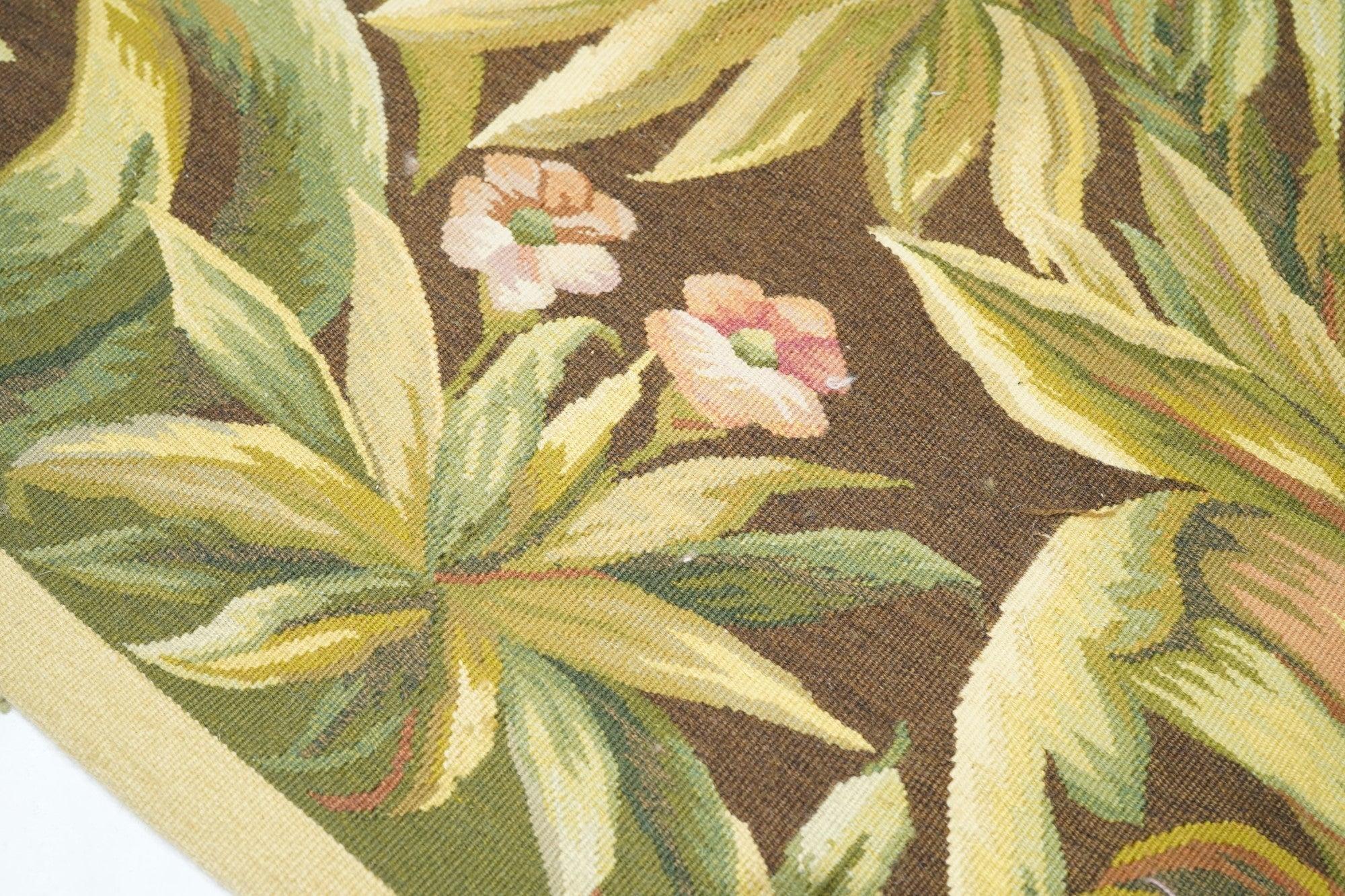 Contemporary French Aubusson Design Rug 9' x 12' For Sale