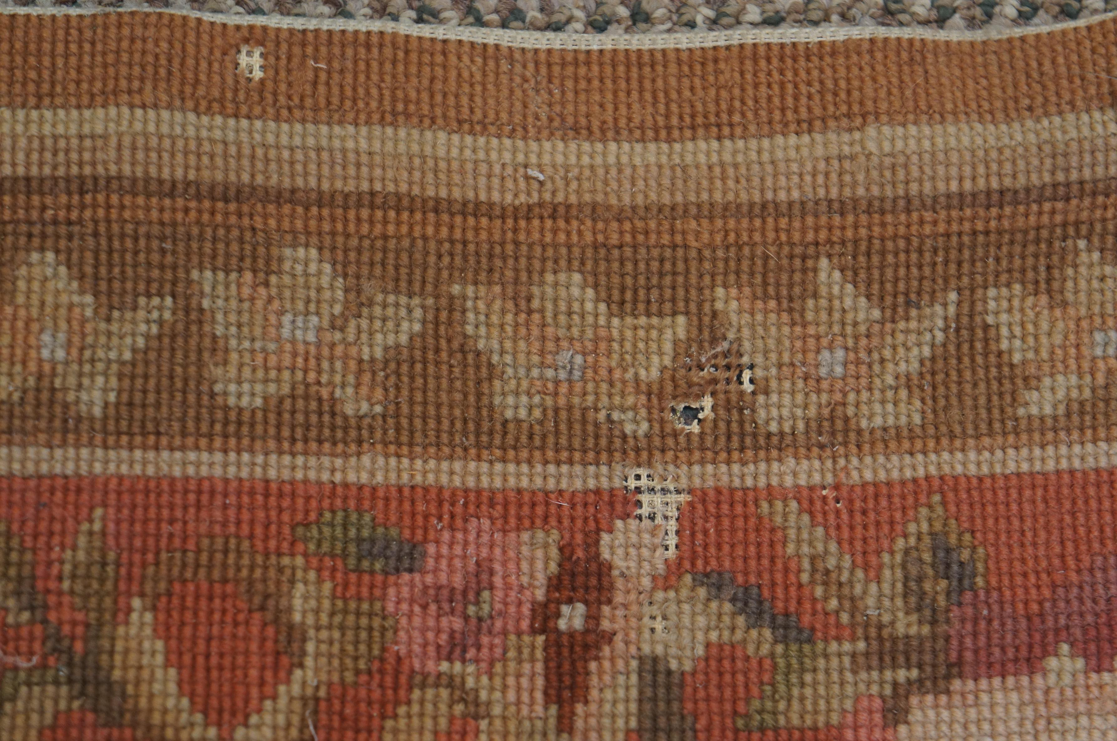 Französischer Aubusson-Teppich mit geblümtem Medaillon und Gobelinstickerei, 4' x 6' im Angebot 1