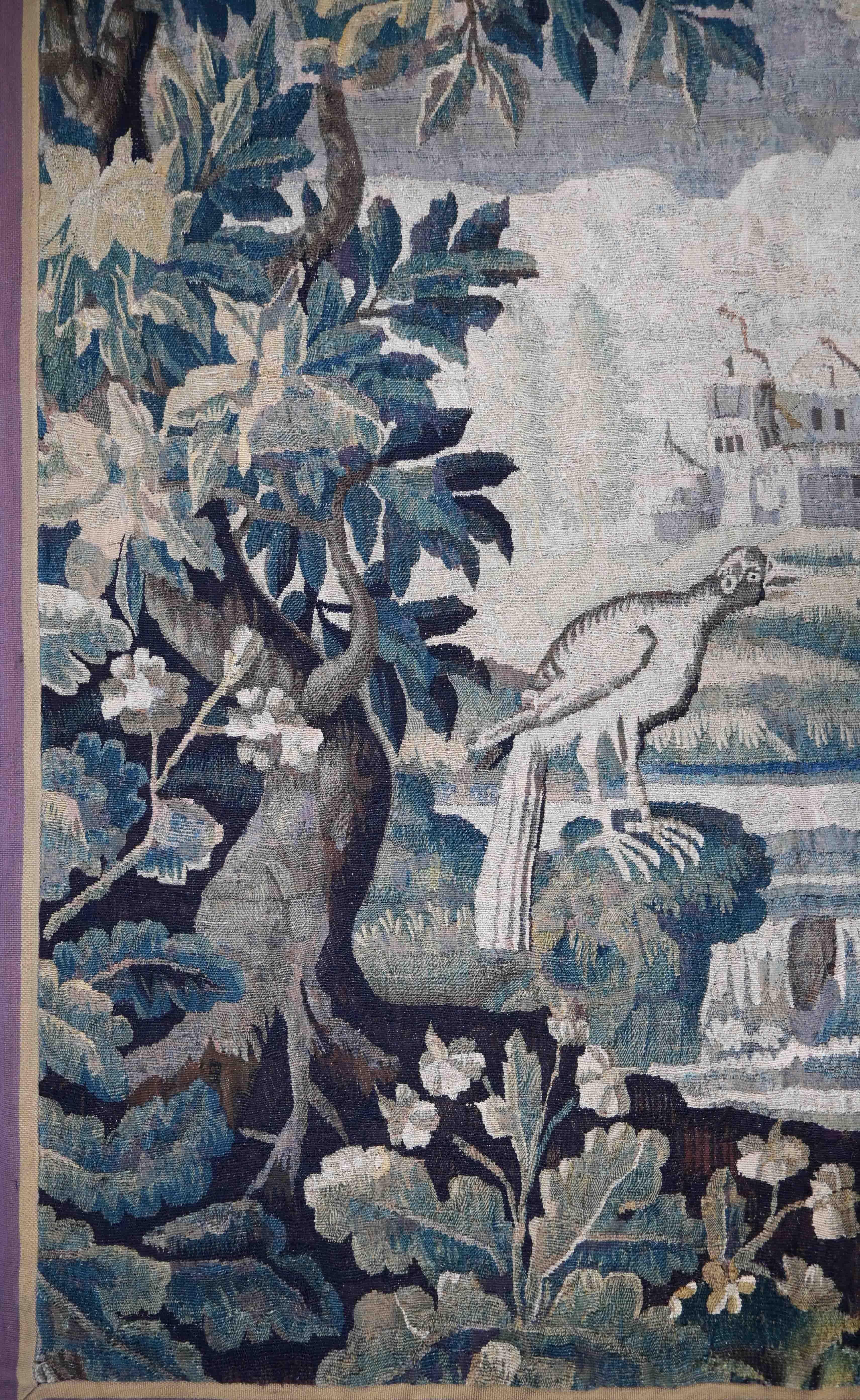 Français Tapisserie d'Aubusson XVIIIe siècle - 165Lx215H cm - N° 1537 en vente