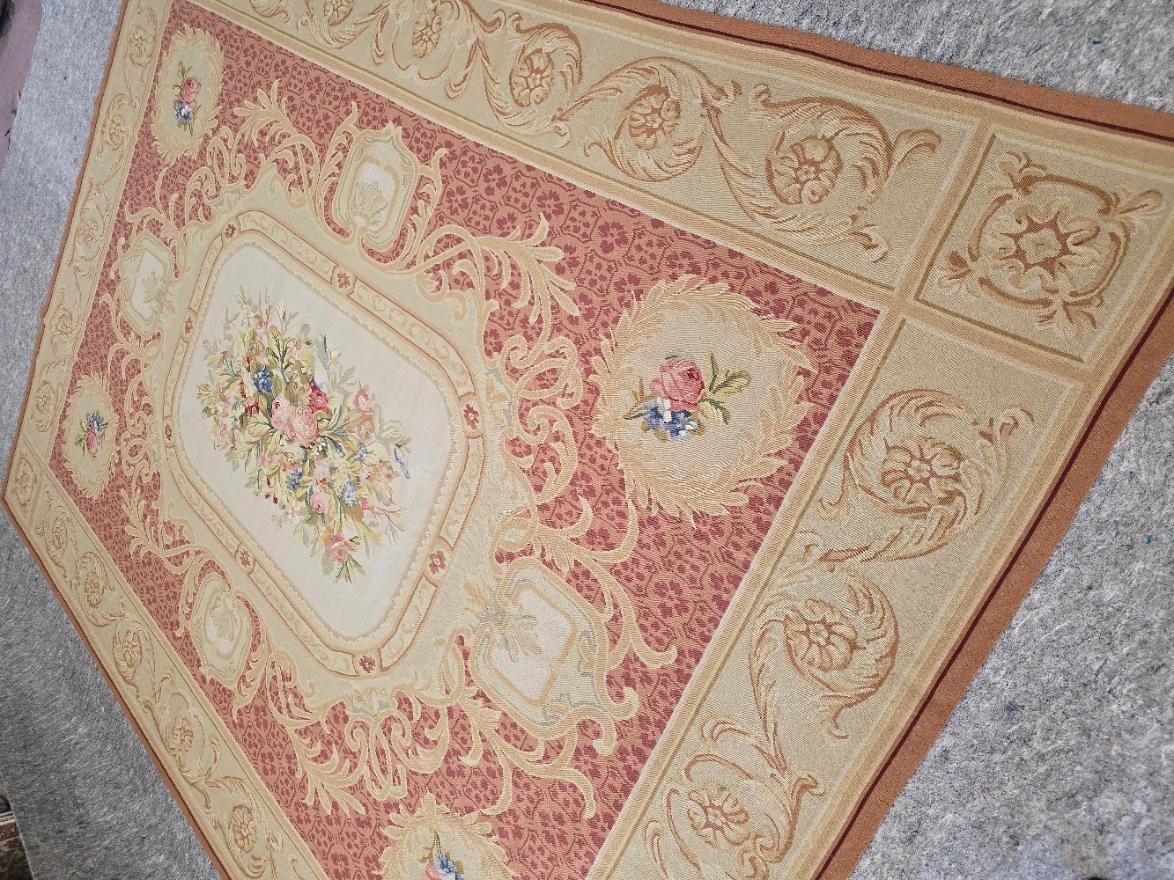 French Aubusson rug 9x12 In Excellent Condition For Sale In Los Angeles, CA