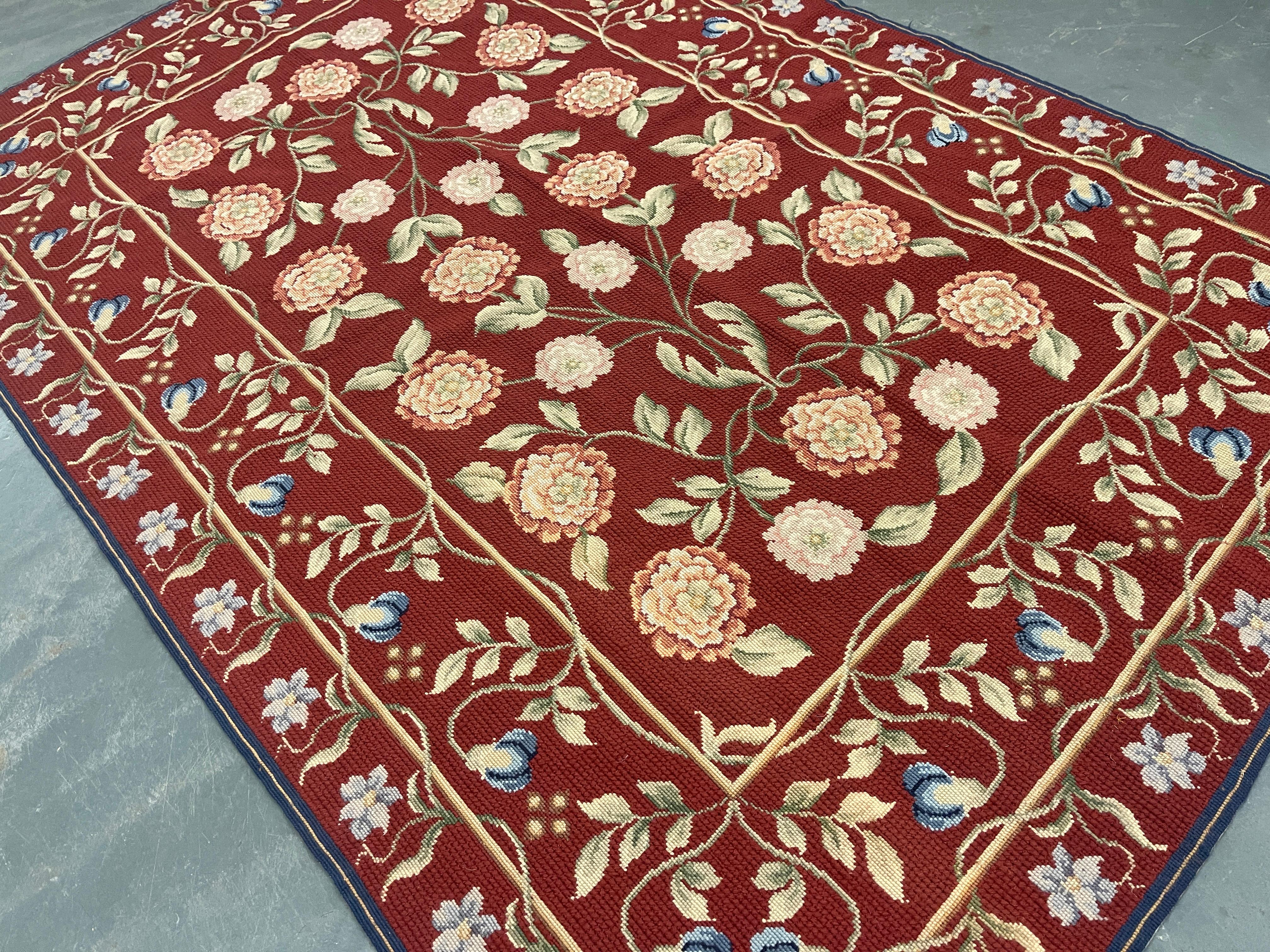 This fantastic area rug has been handwoven with a beautiful symmetrical floral design woven on a rich wine-red background with accents of cream-green and ivory. This elegant piece's colour and design make it the perfect accent rug.
This style of