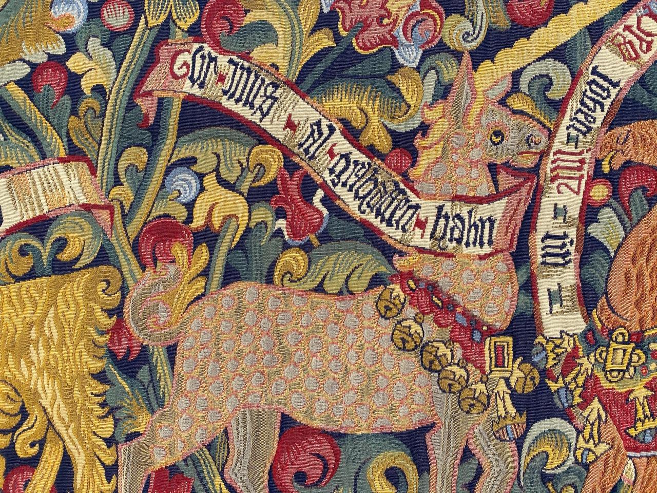 Französischer Jaquar-Wandteppich im Aubusson-Stil, mittelalterliches Design im Zustand „Gut“ im Angebot in Saint Ouen, FR