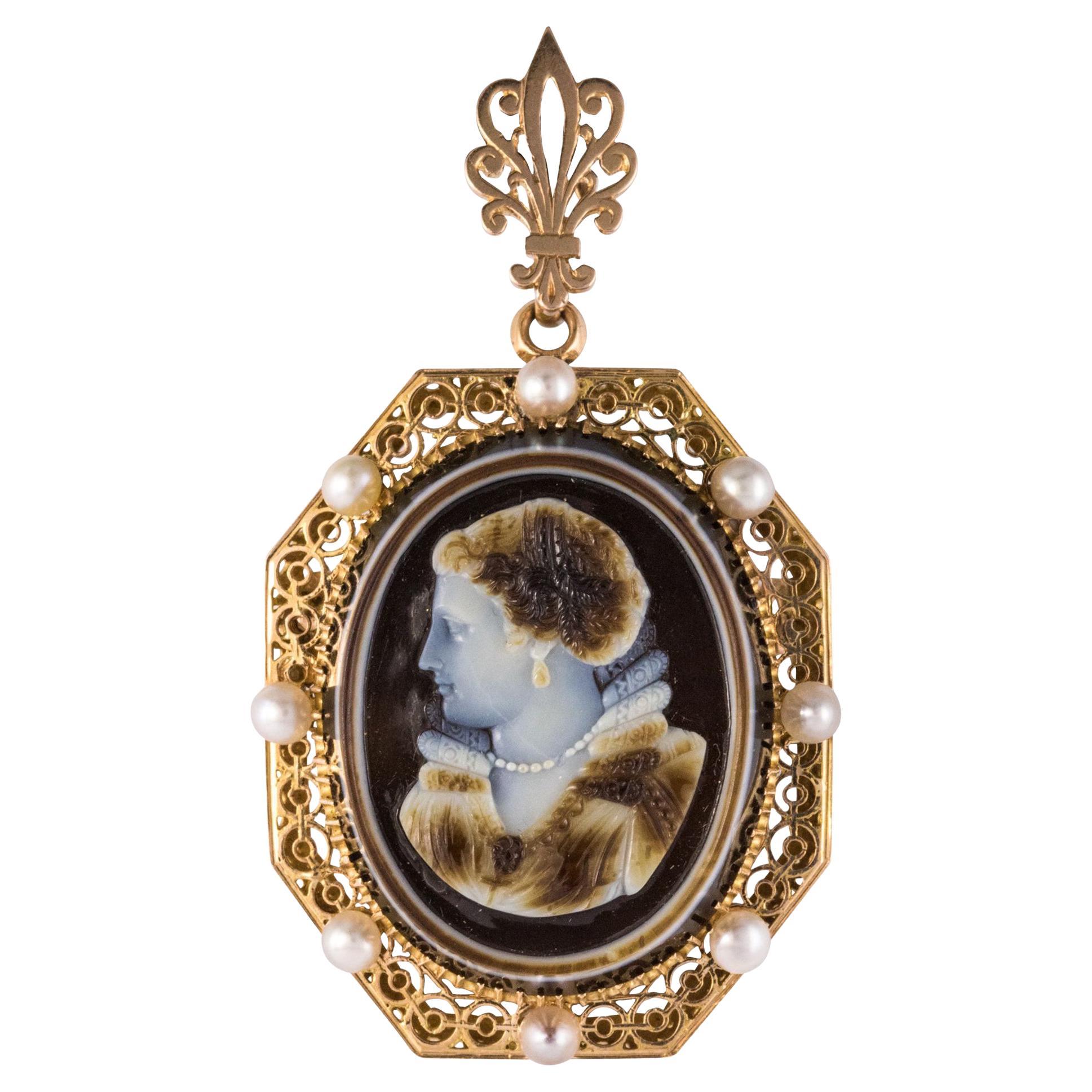Antique French A. Aucoc del 19° secolo con cammeo naturale e perle naturali, spilla con ciondolo