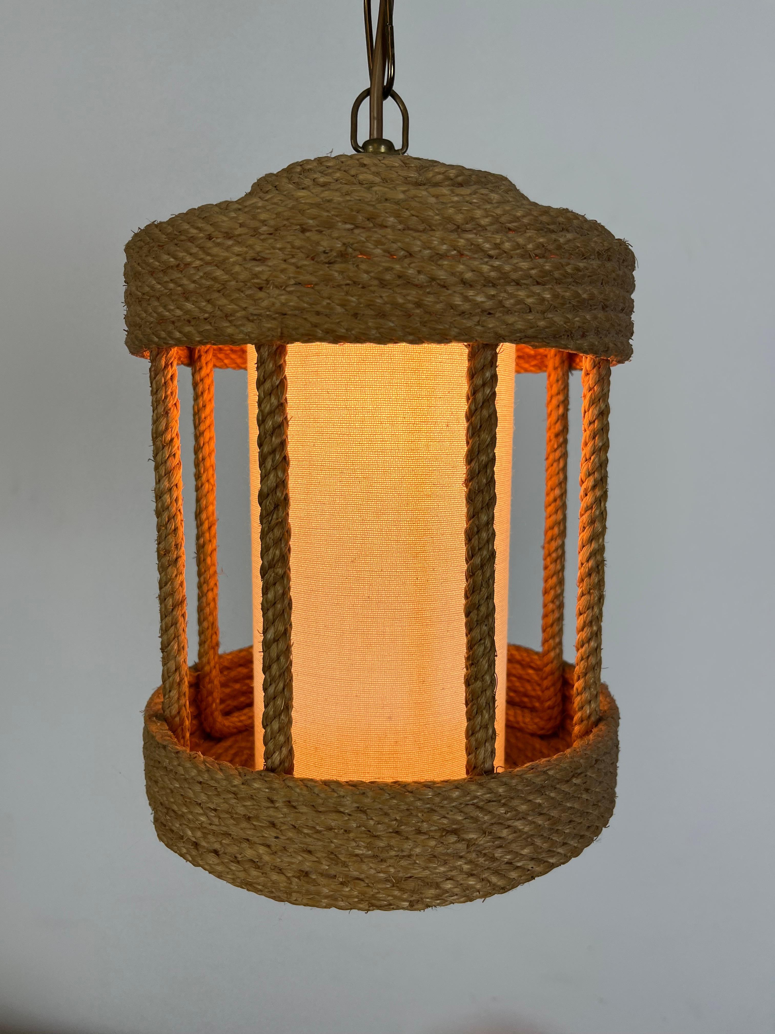French Audoux Minnet rope lantern chandelier, 1950's In Good Condition For Sale In BELFORT, FR