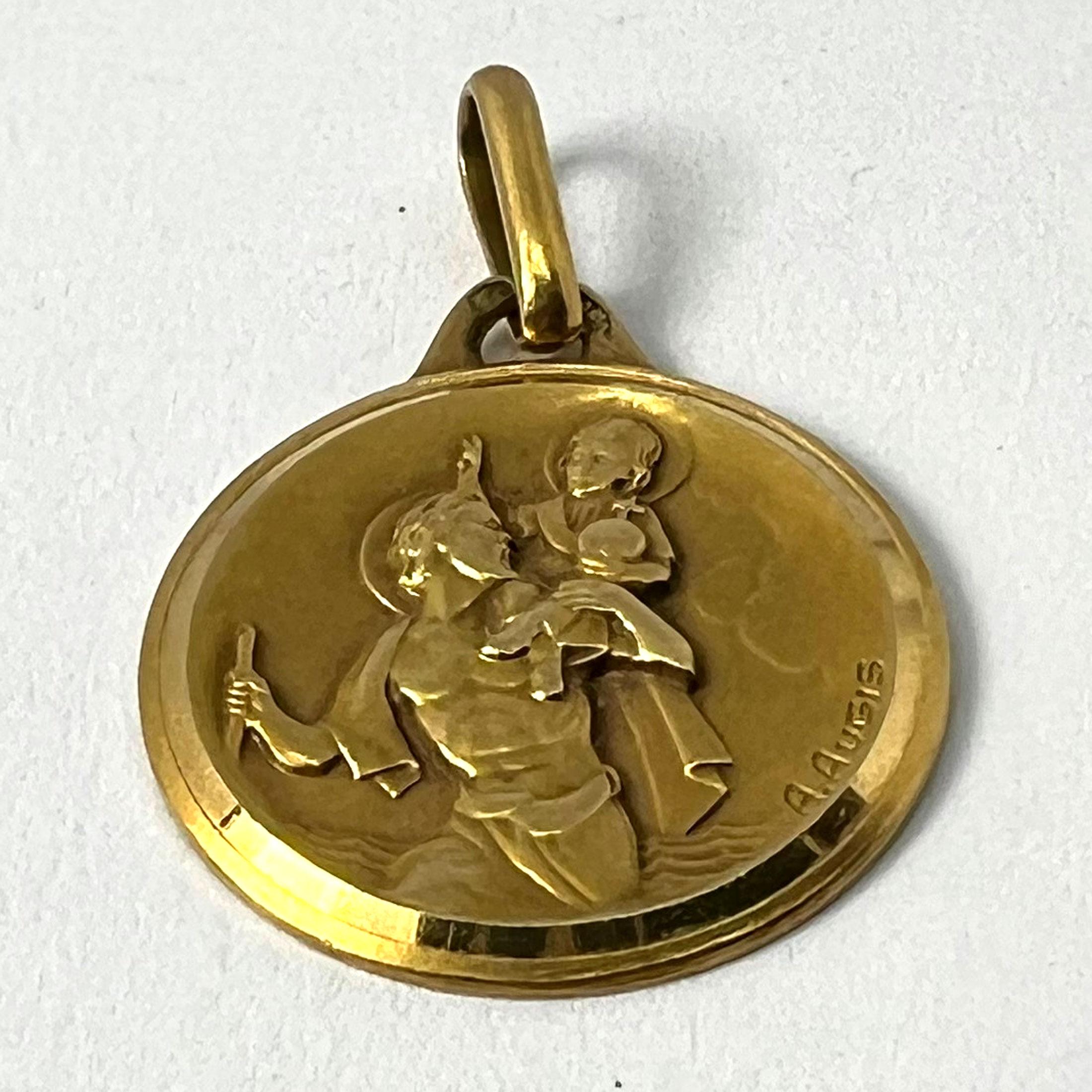Colgante Medalla San Cristóbal French Augis de oro amarillo de 18 quilates en venta 9