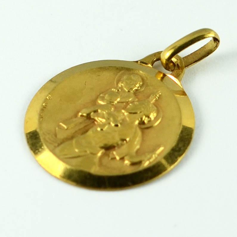 18 karat gold st christopher medal