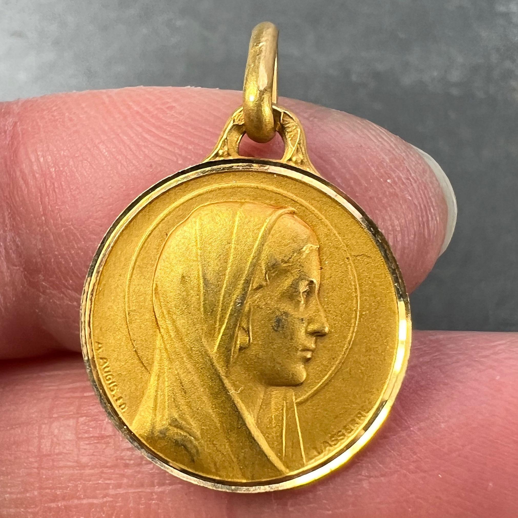 French Augis Lasserre Virgin Mary 18K Yellow Gold Medal Pendant For Sale 1