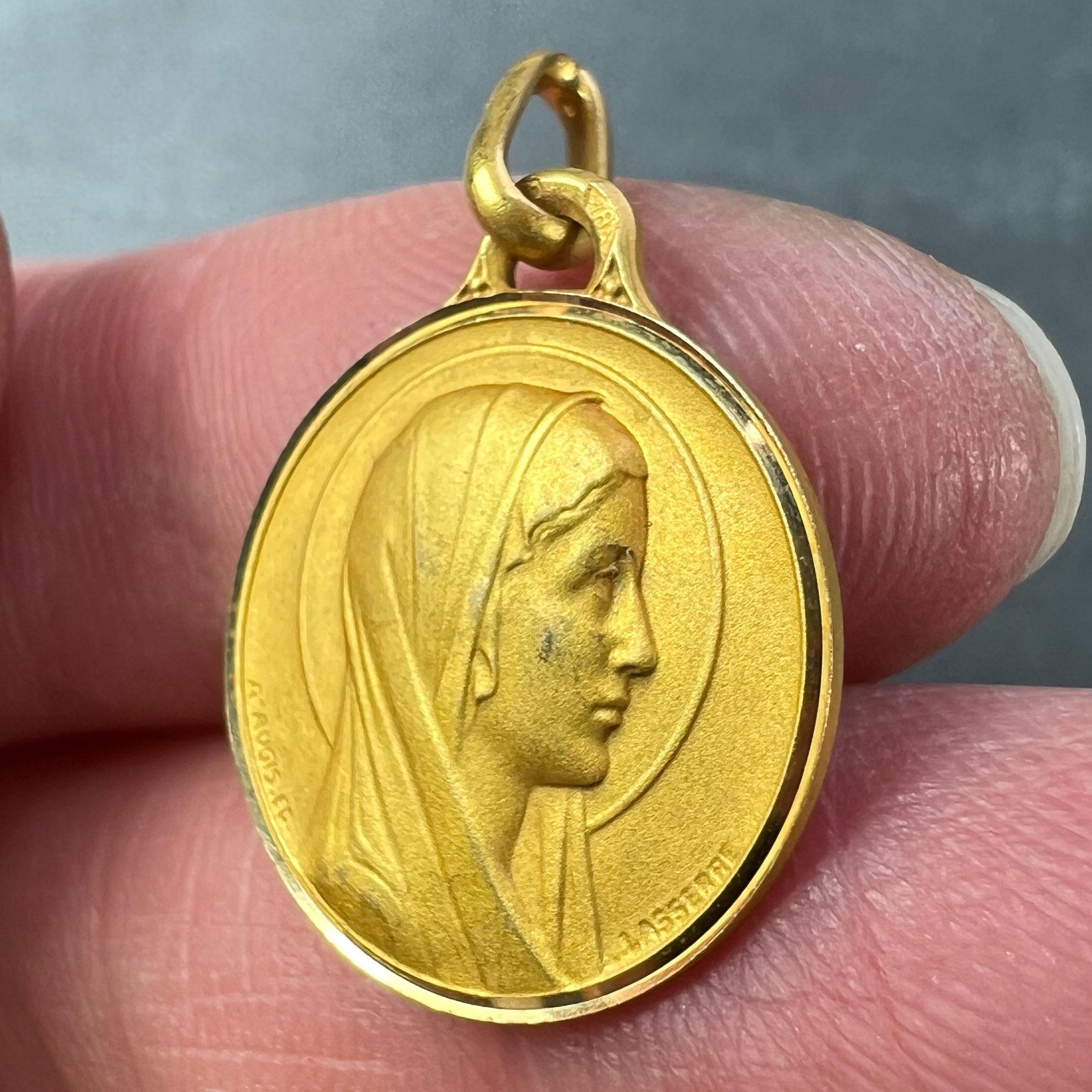 French Augis Lasserre Virgin Mary 18K Yellow Gold Medal Pendant For Sale 2