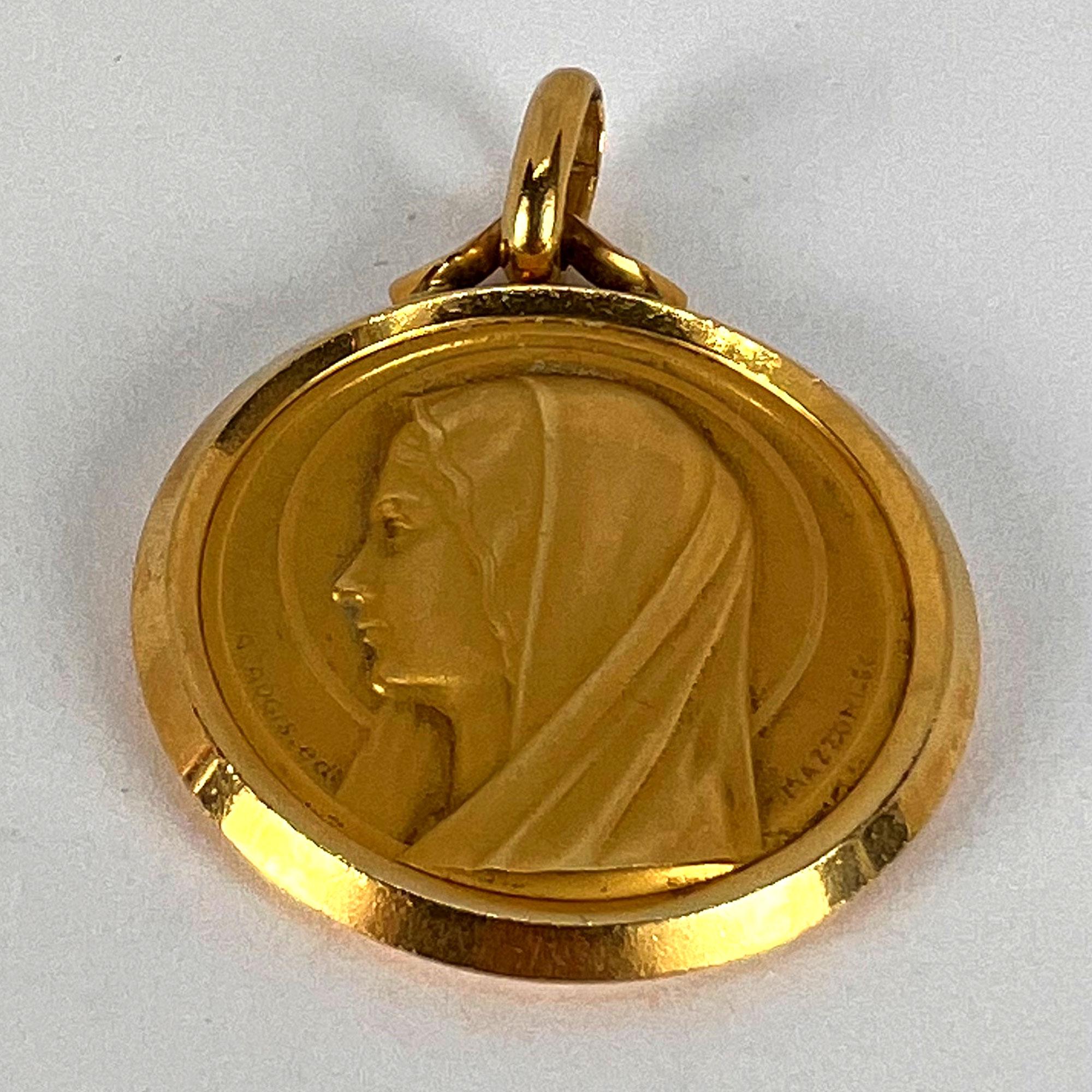 French Augis Mazzoni Virgin Mary 18K Yellow Gold Pendant For Sale 2