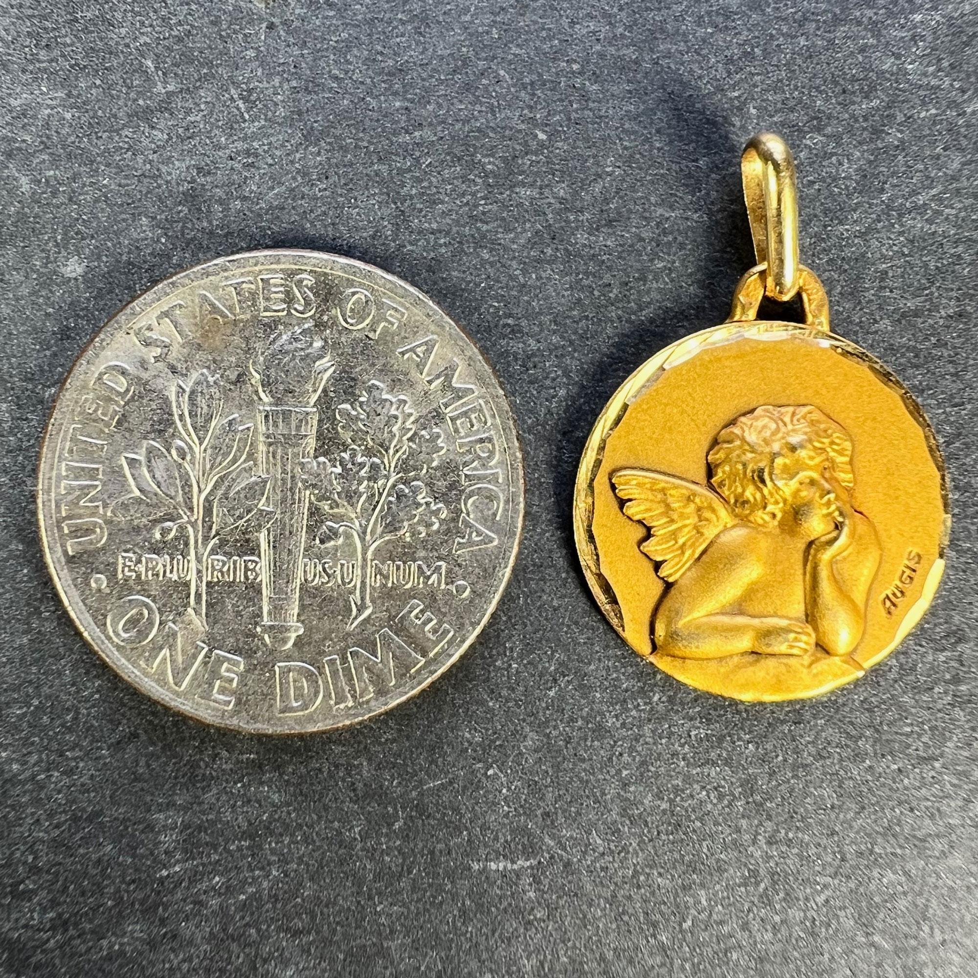 Ciondolo a forma di cherubino in oro giallo 18 carati di Raphael French in vendita 7