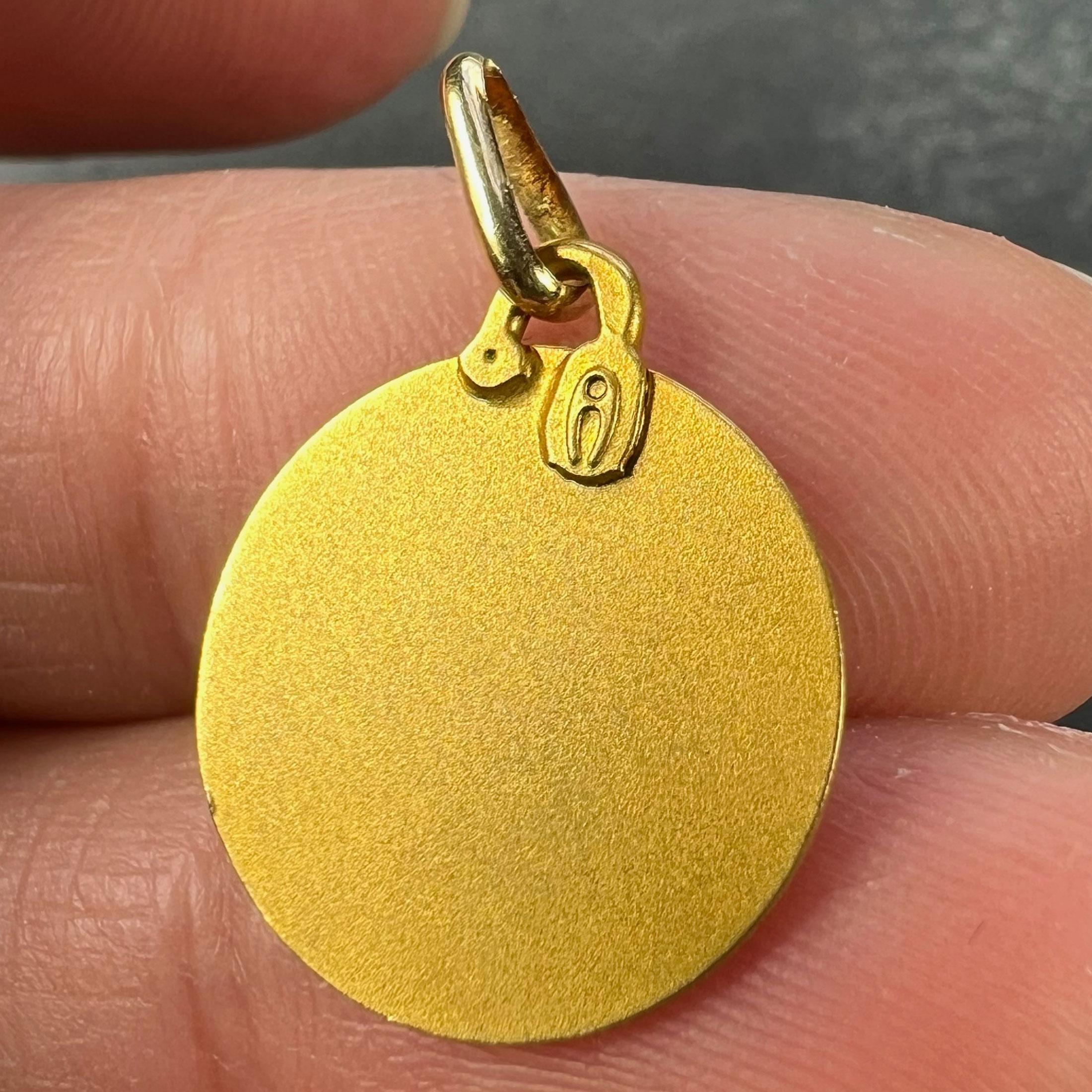French Augis Raphael’s Cherub 18K Yellow Gold Charm Pendant For Sale 5