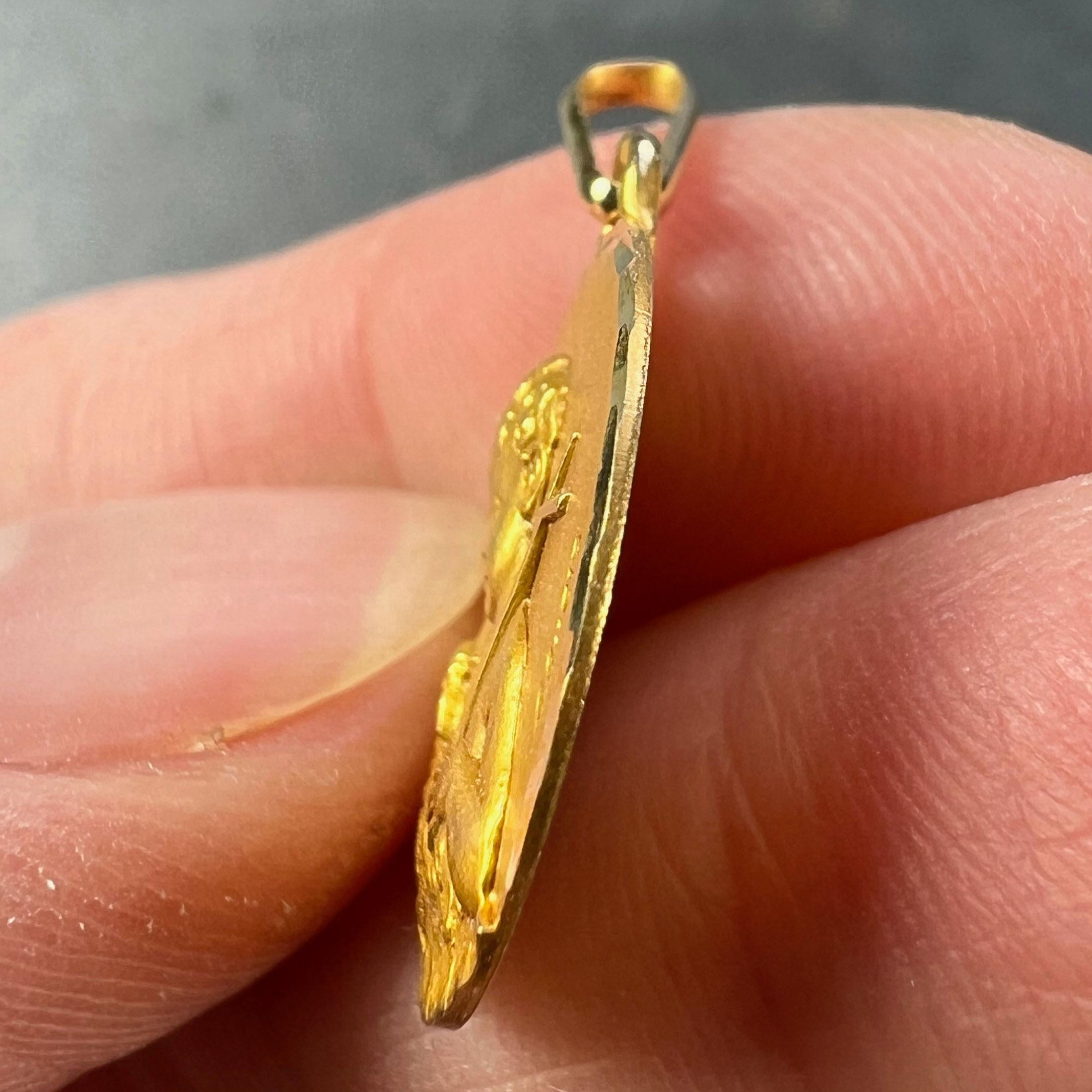 Französischer Augis Saint John the Baptist 18 Karat Gelbgold Charm-Anhänger 3