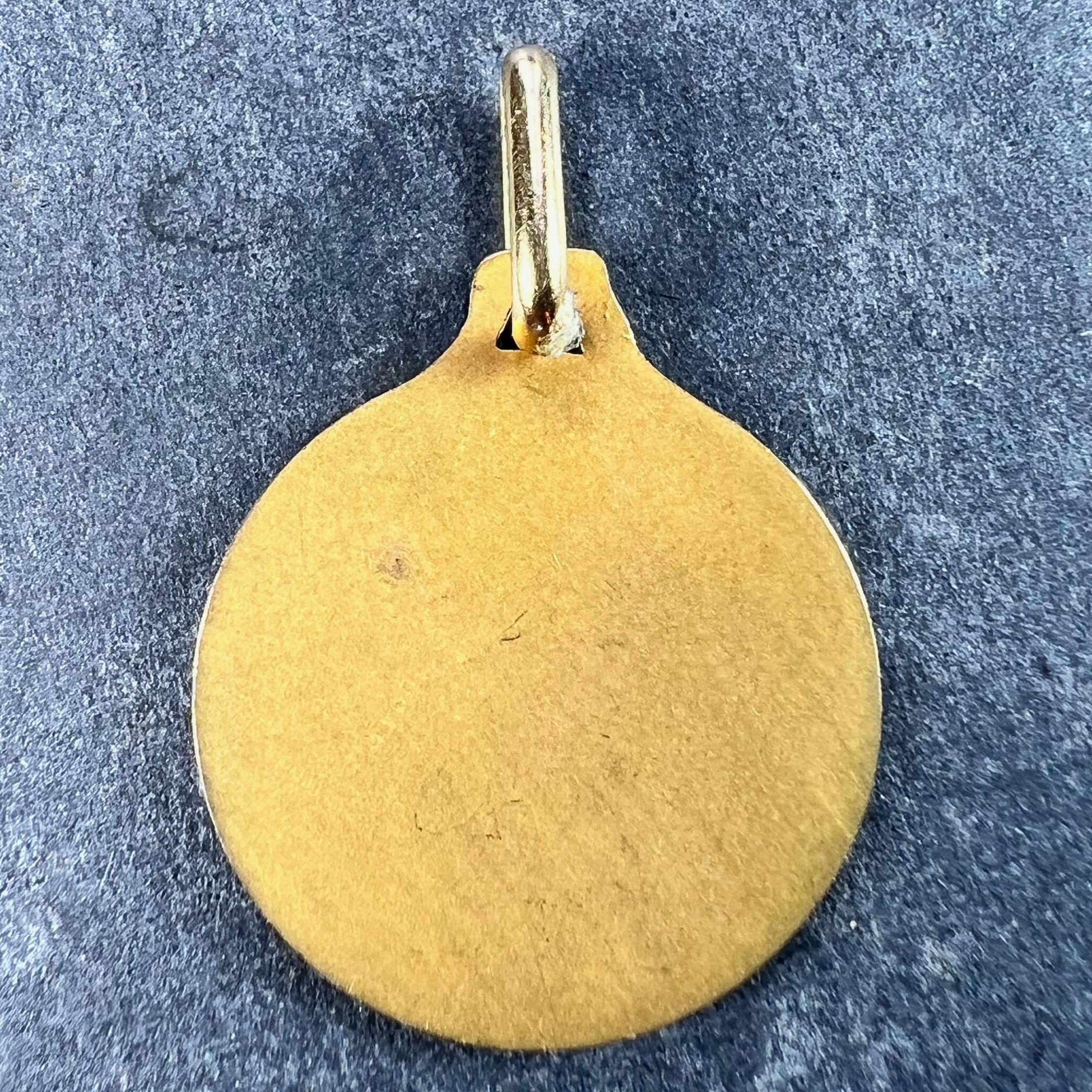 French Augis Saint John the Baptist Lamb 18K Yellow Gold Medal Pendant In Good Condition For Sale In London, GB