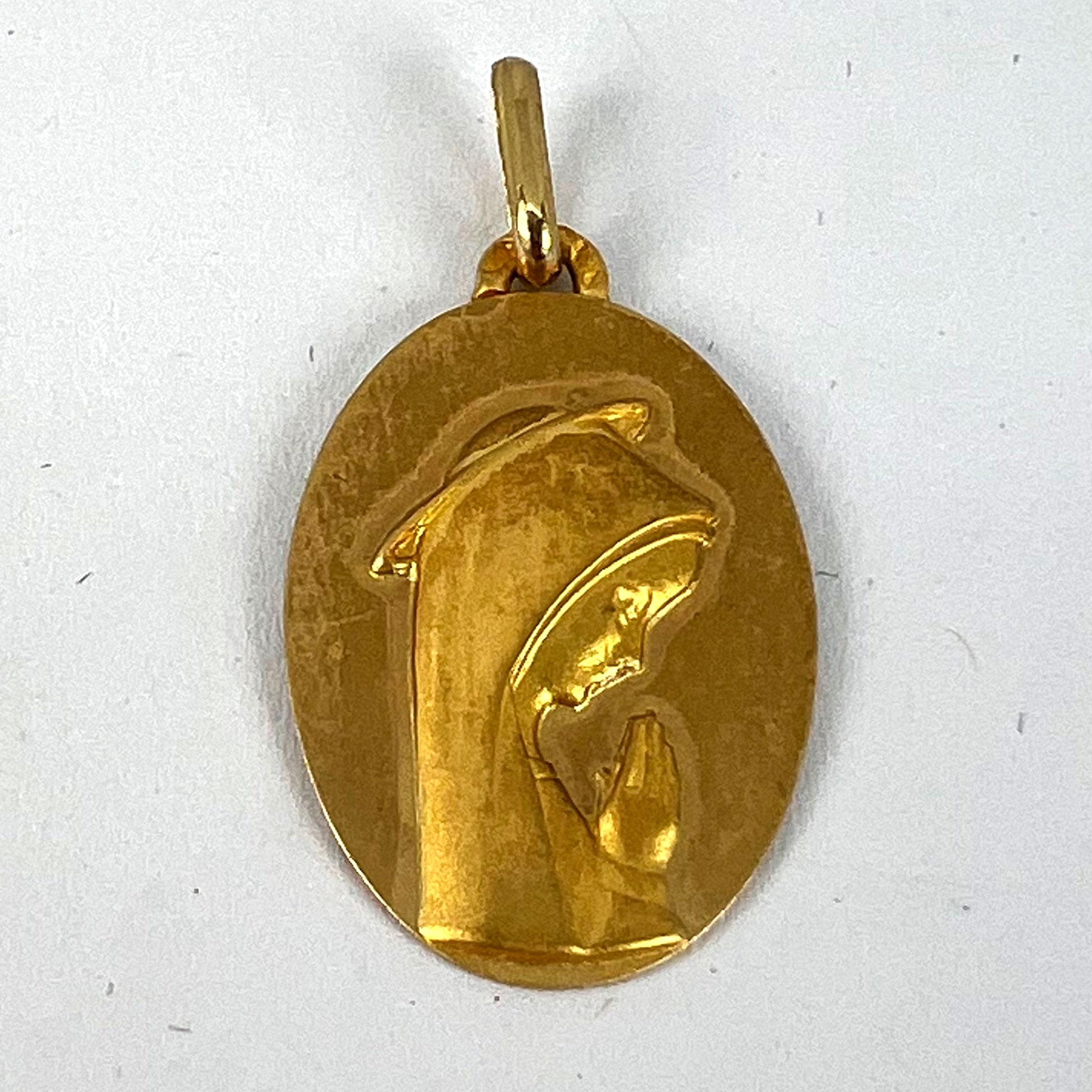 French Augis Virgin Mary 18K Yellow Gold Religious Medal Pendant For Sale 7
