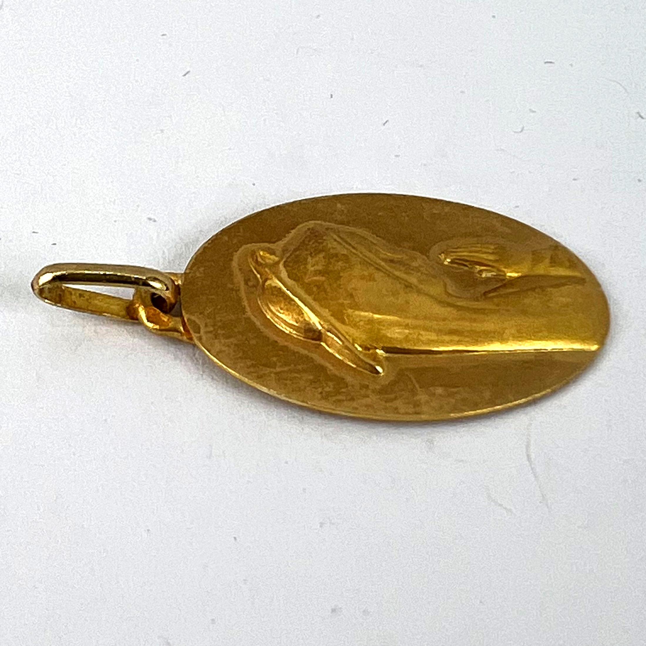 French Augis Virgin Mary 18K Yellow Gold Religious Medal Pendant For Sale 9