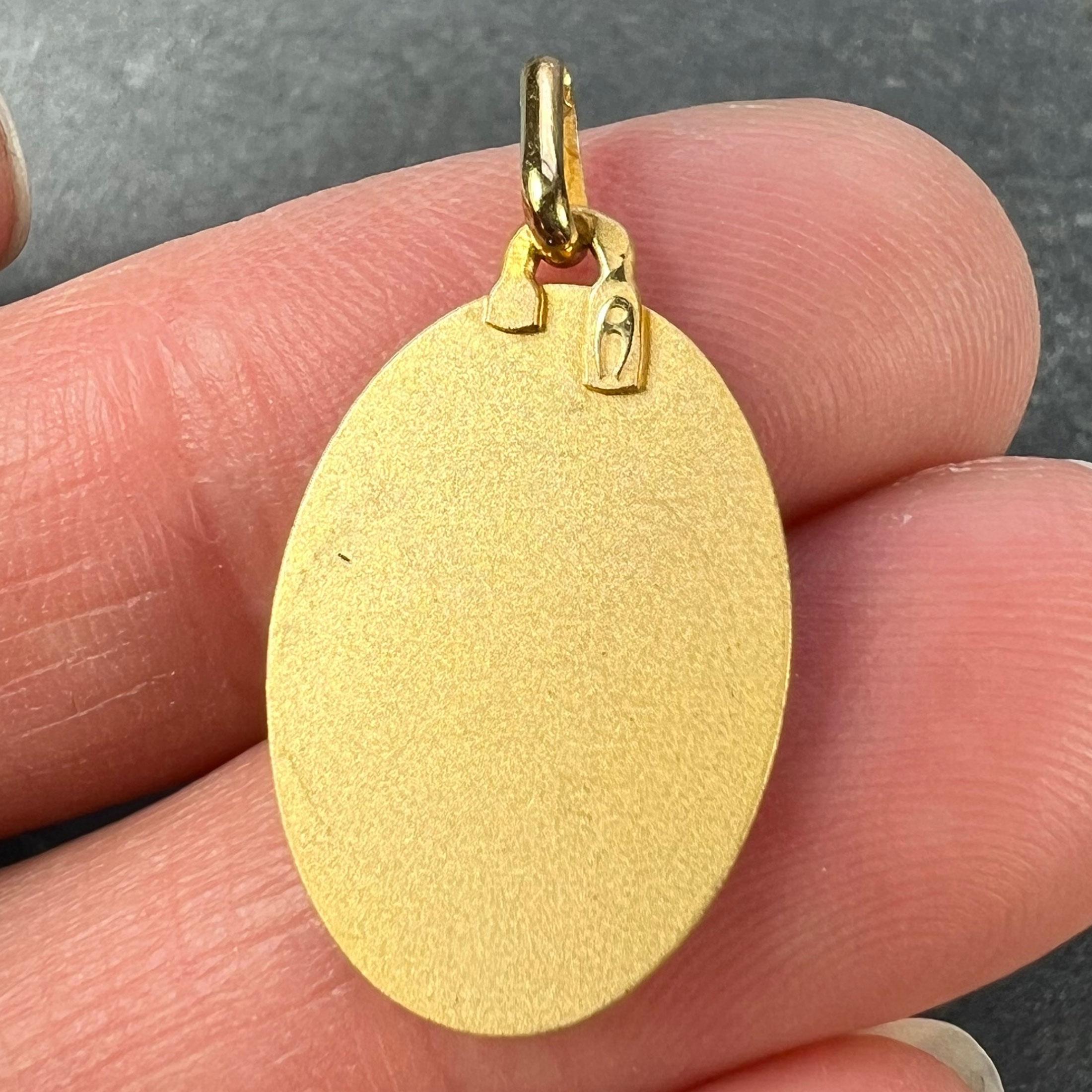 French Augis Virgin Mary 18K Yellow Gold Religious Medal Pendant For Sale 3