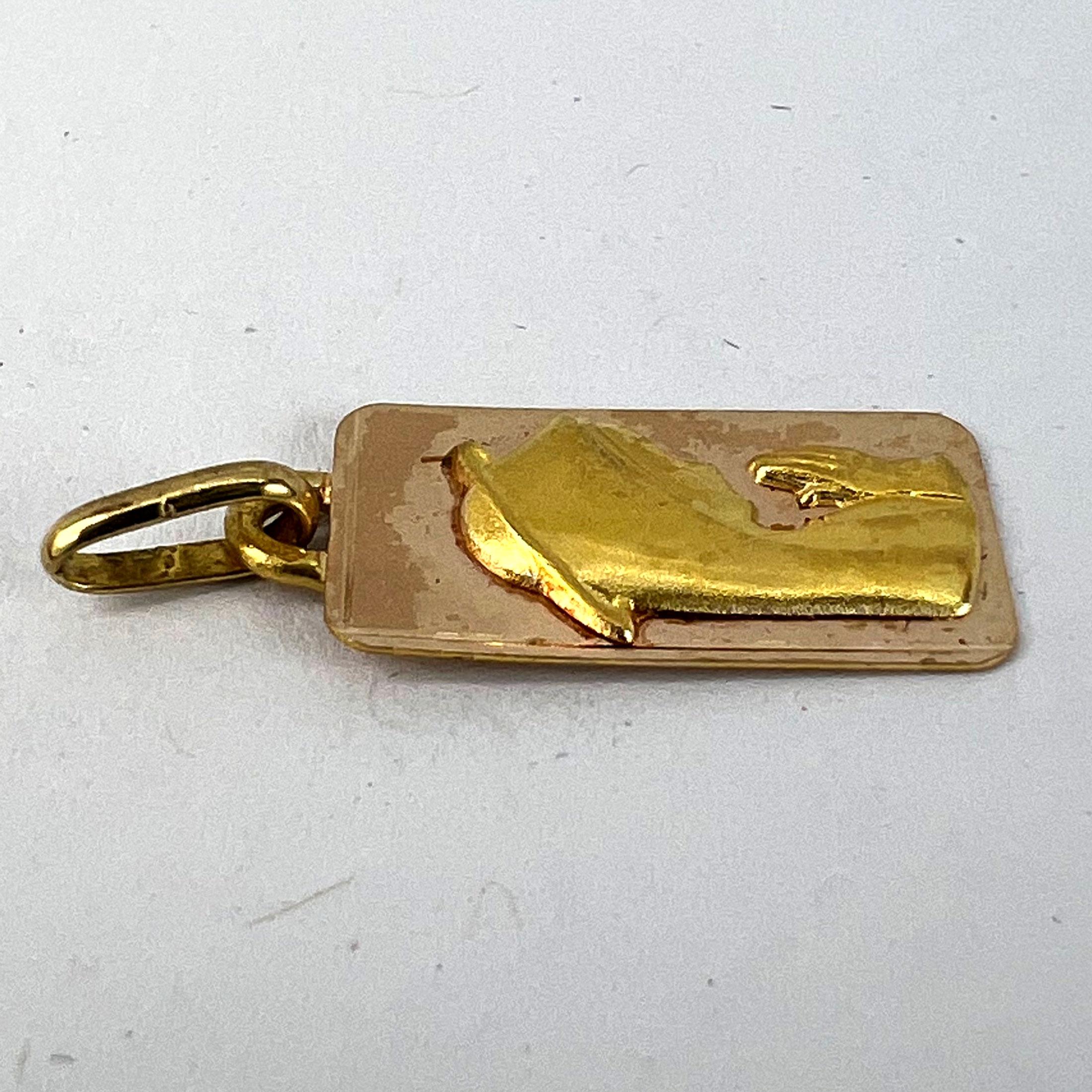 French Augis Virgin Mary 18K Yellow Rose Gold Religious Medal Pendant For Sale 10