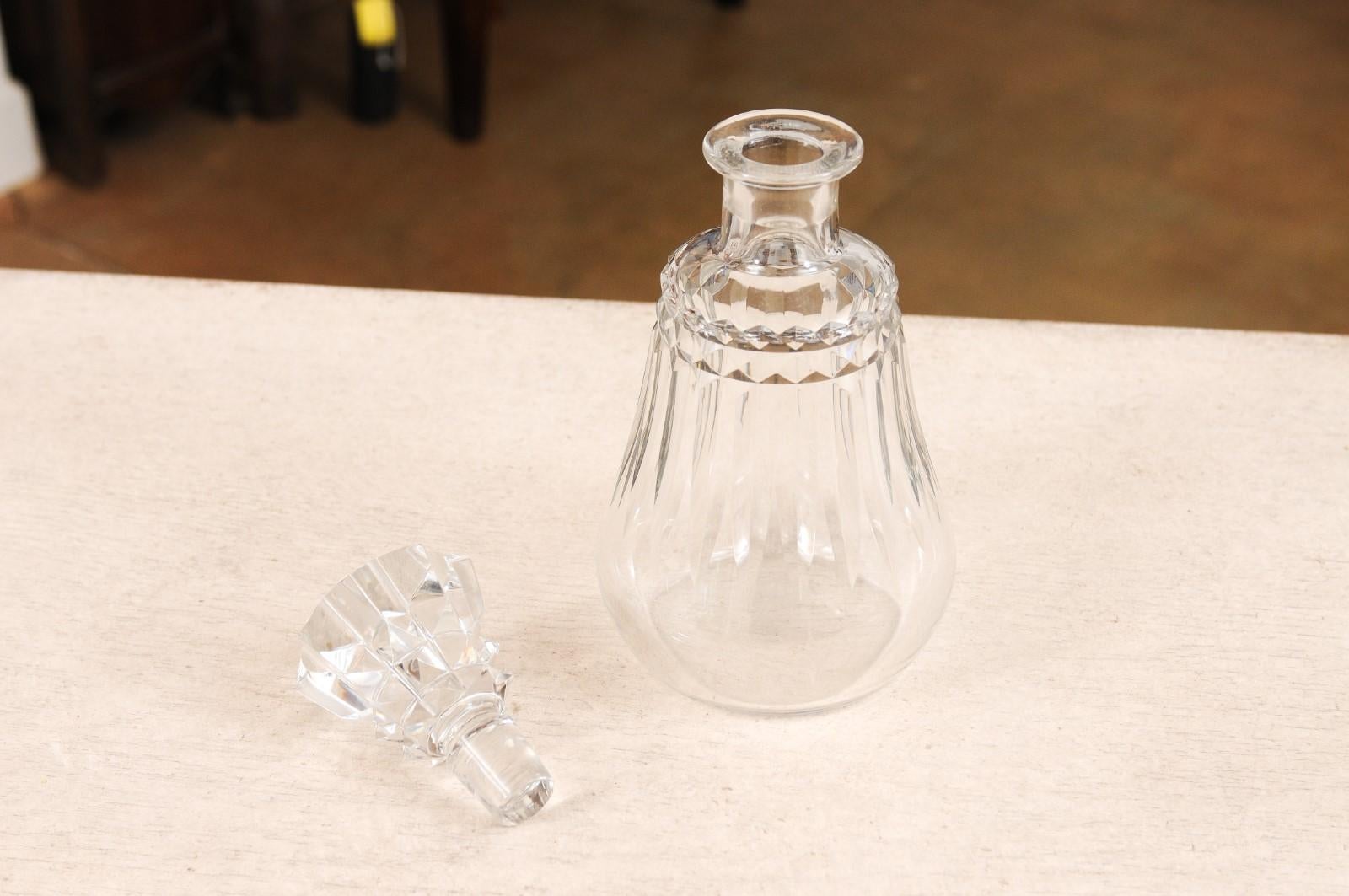 French Baccarat Crystal 1940s Pear Shaped Decanter with Cutaway Motifs For Sale 7