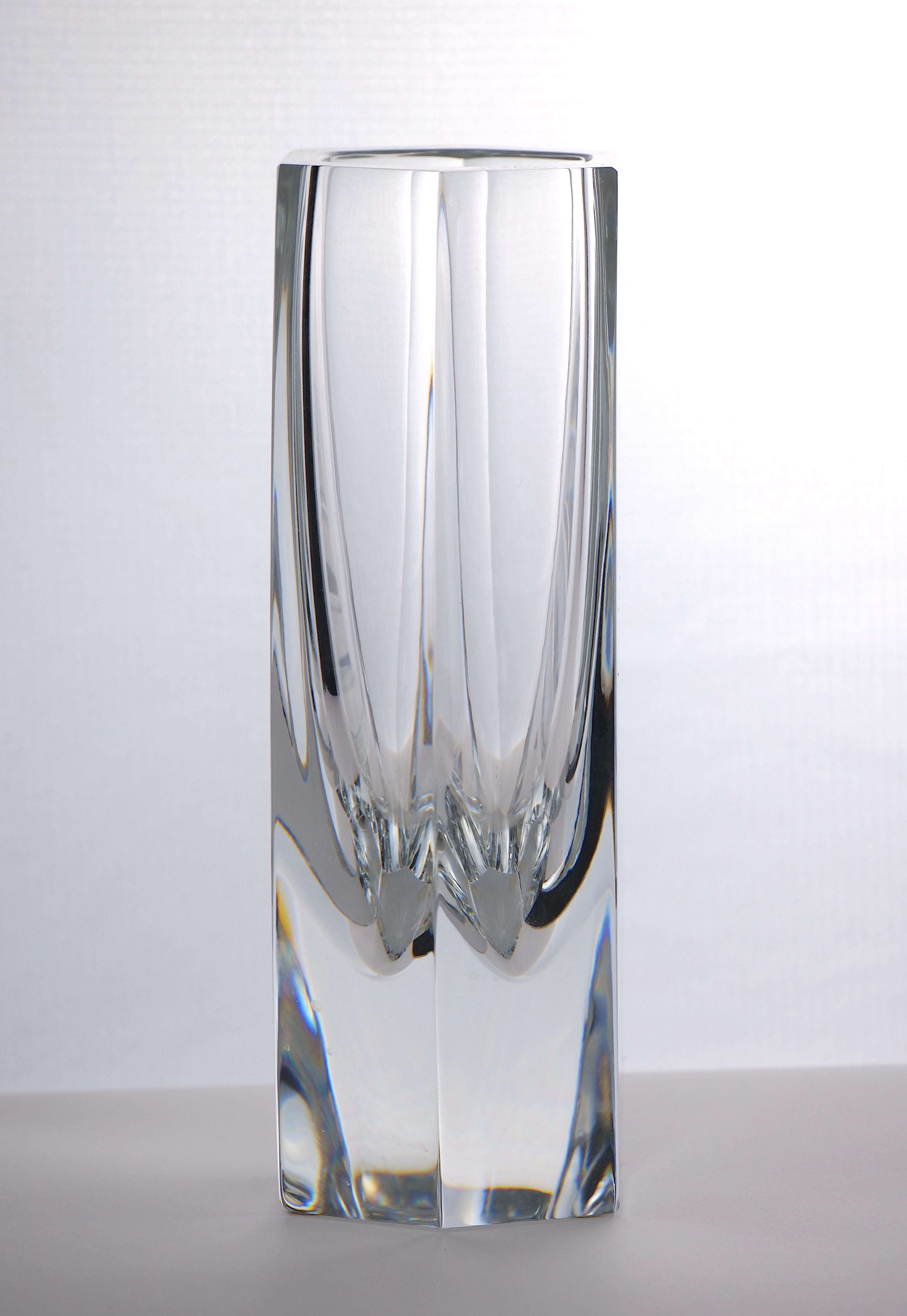French Baccarat Crystal Art Deco Style Decorative Vase For Sale 6