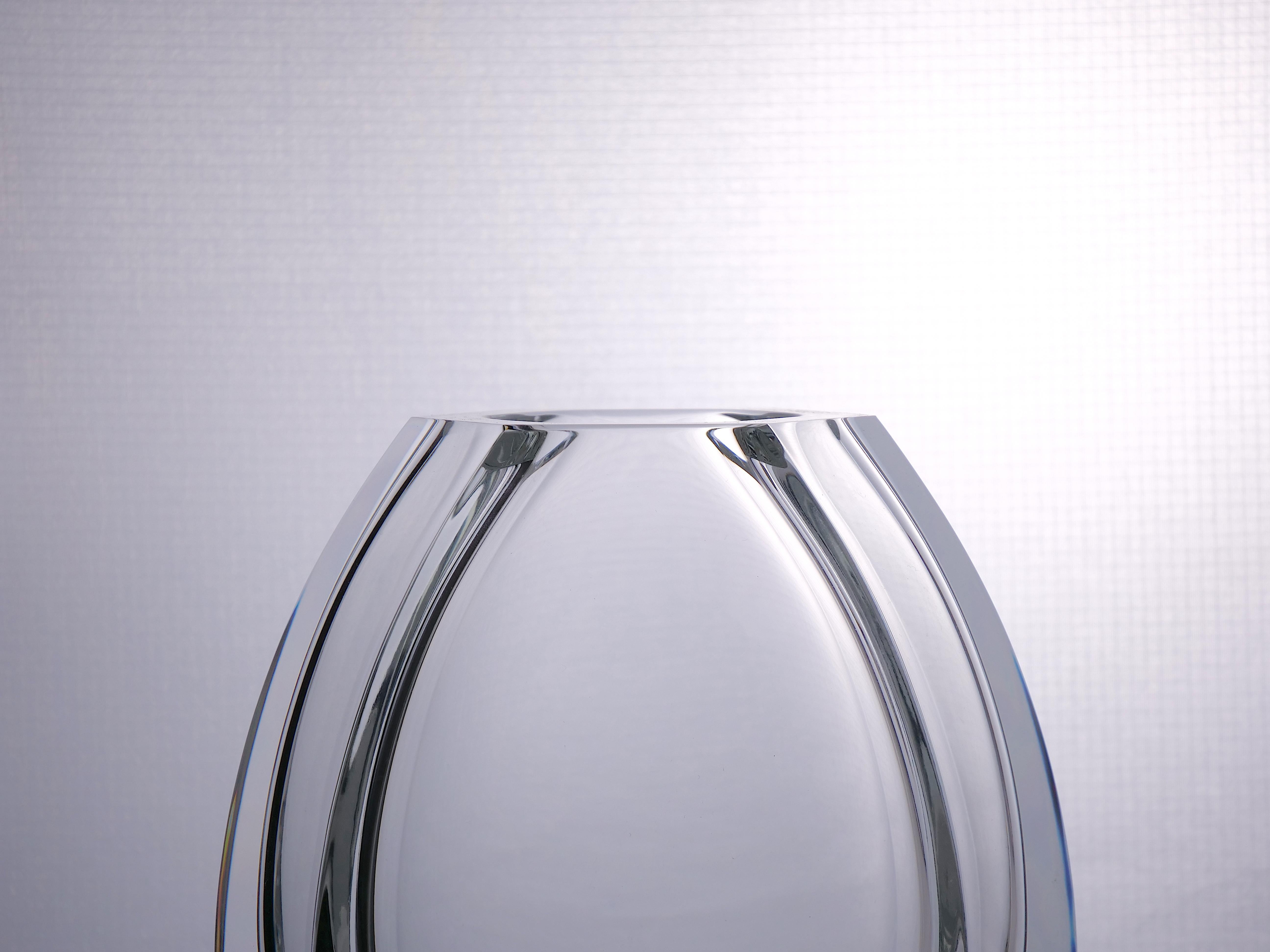 Französische Deko-Vase aus Baccarat-Kristall im Art-déco-Stil im Angebot 2