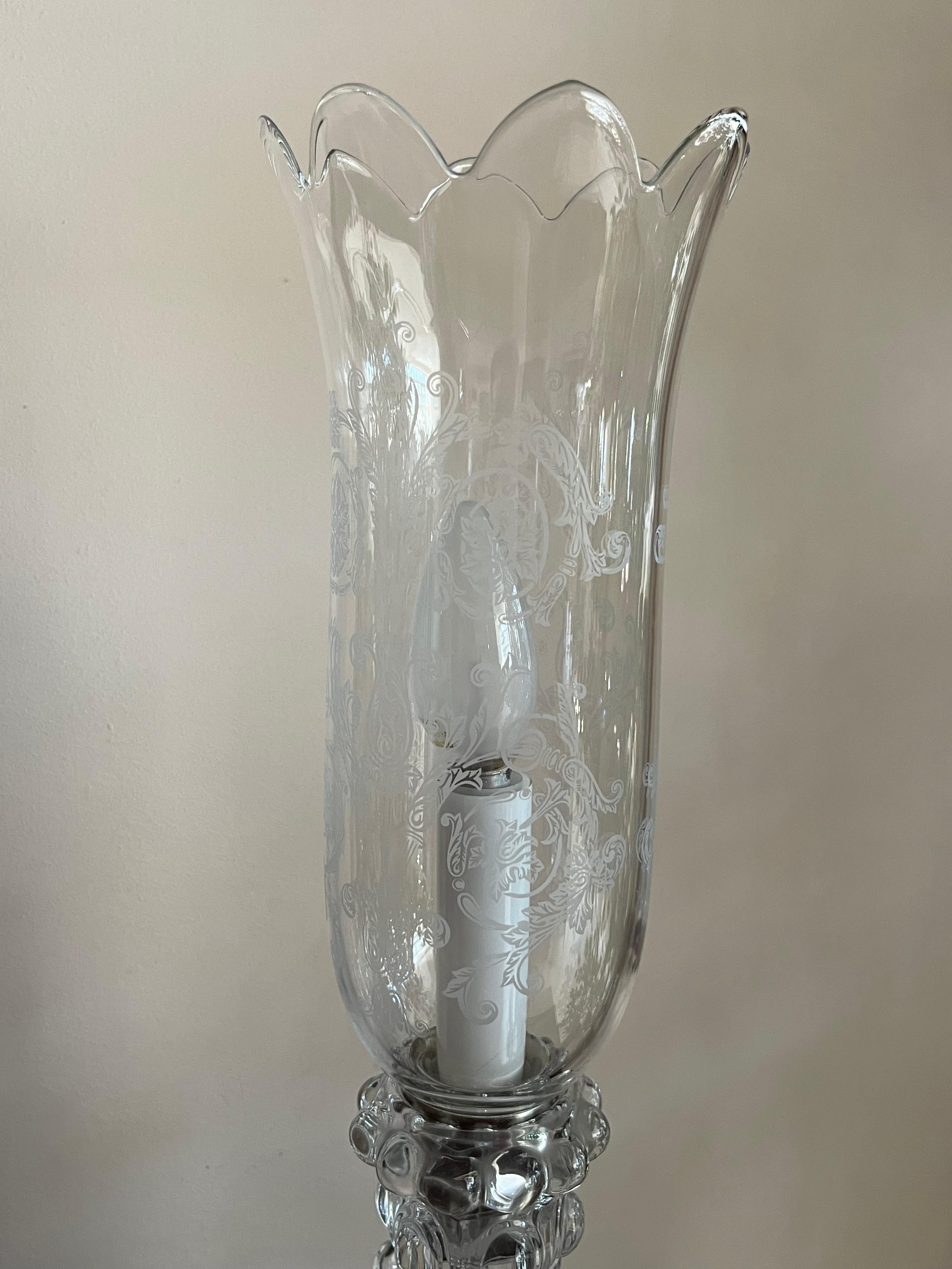 Français Lampe de bureau française en cristal Baccarat, années 1990 en vente