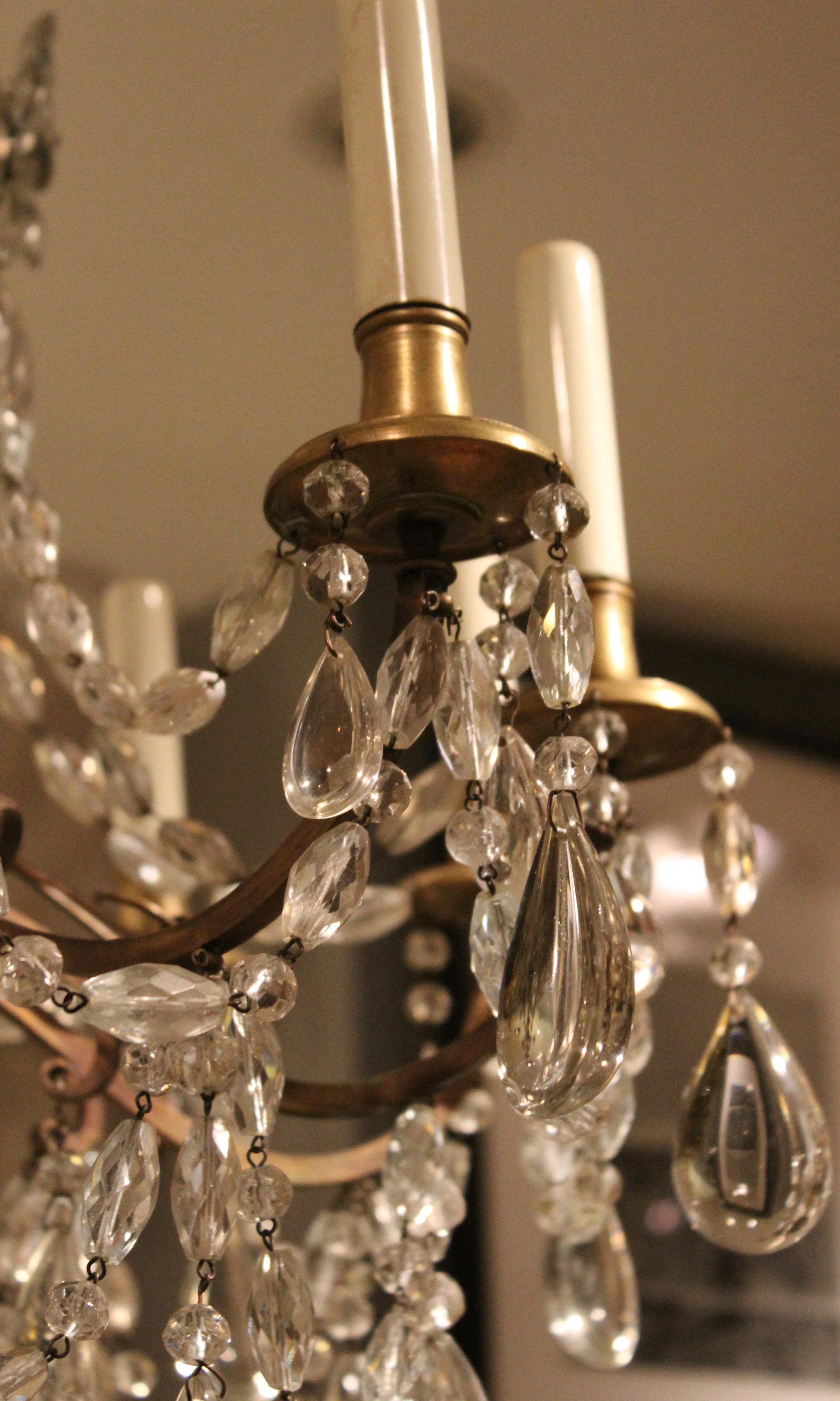 Early 20th Century French Baccarat Style Cut Crystal Drop Twelve Light Chandelier, circa 1900 For Sale
