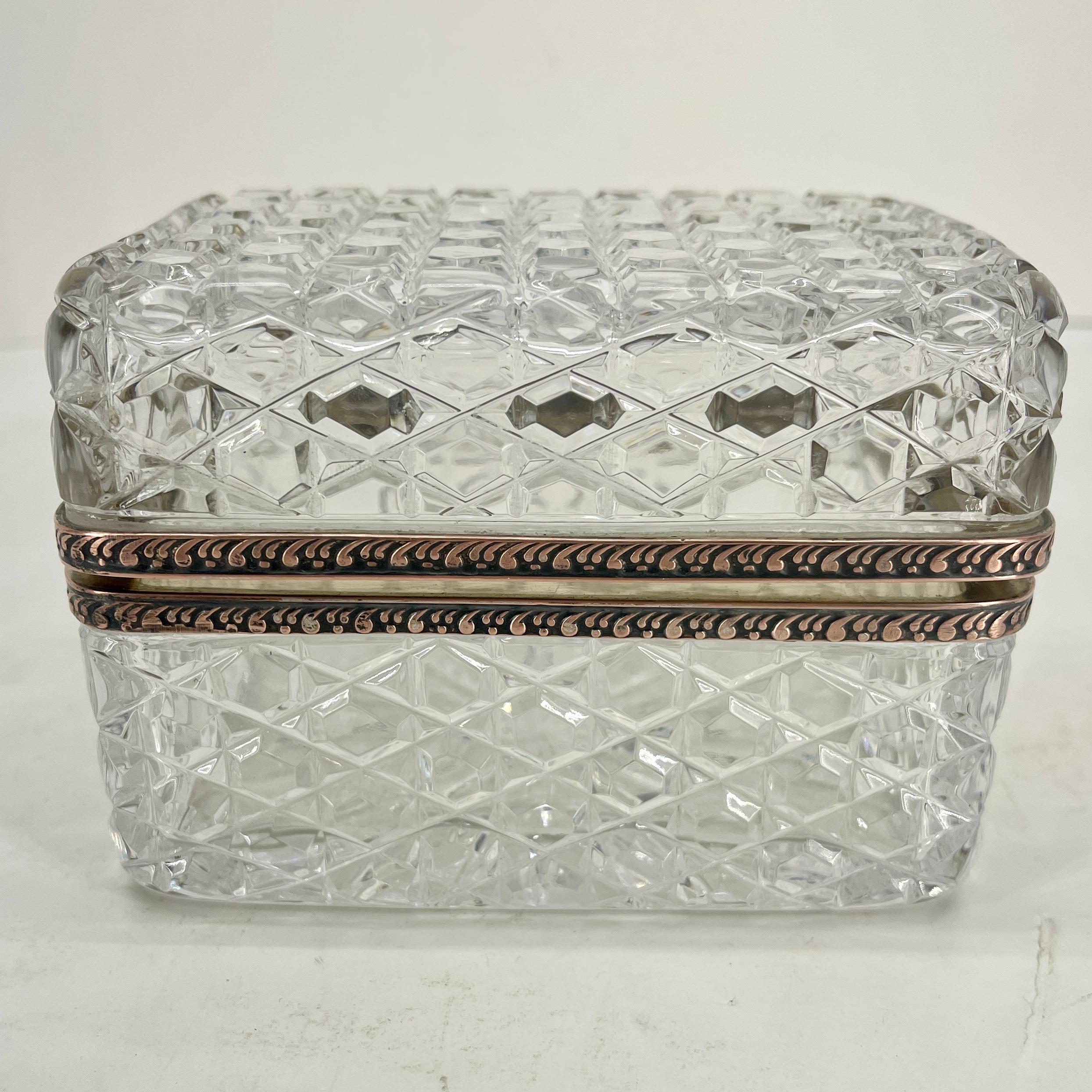 Antique French cut crystal and brass jewelry box, vanity box or candy dish

A beautiful cut crystal and brass jewelry or vanity box. This small cut crystal box is perfect as a desk accessory, a candy dish, a vanity box or jewelry box. The lovely