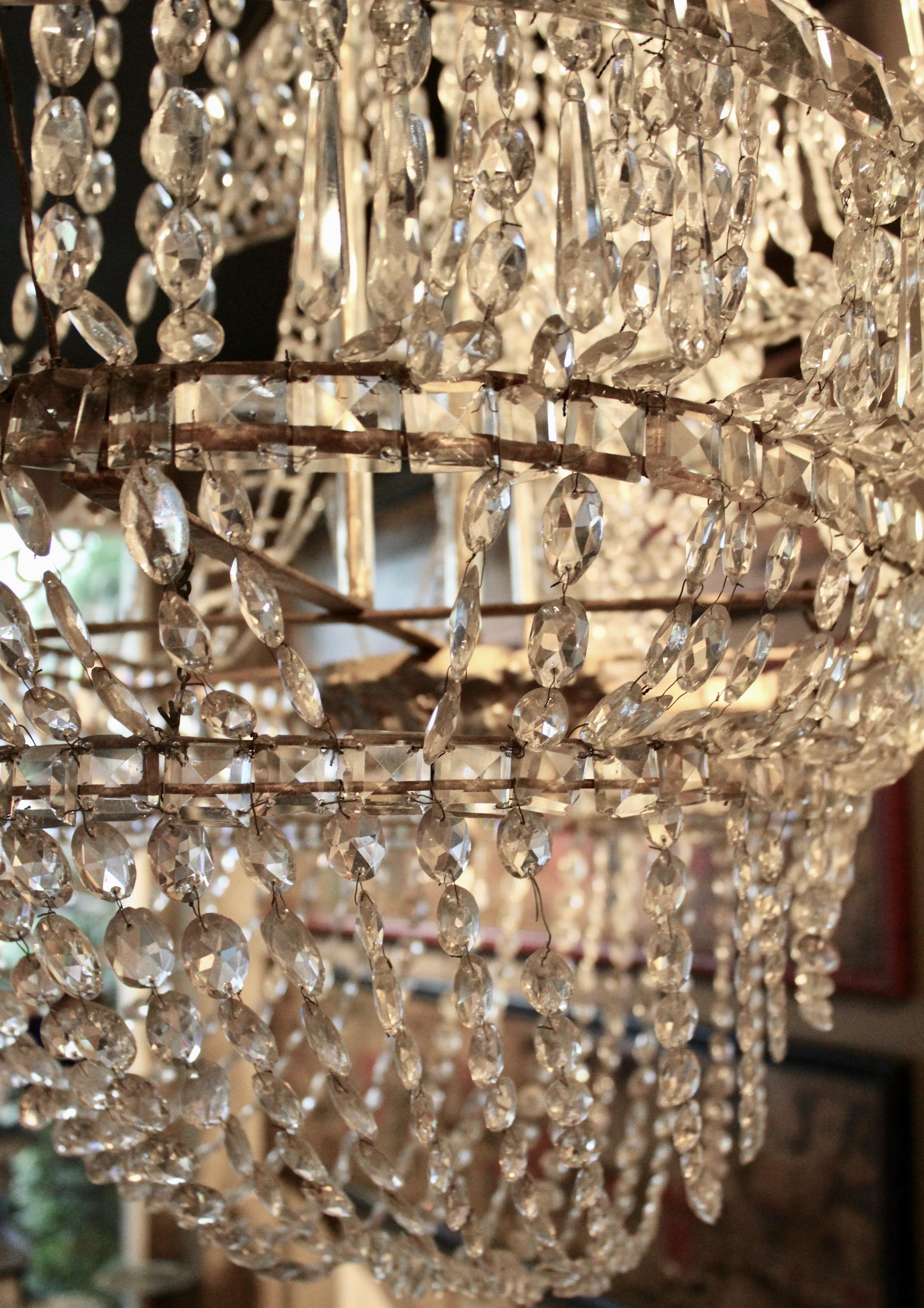 French Baguès Style Glass Beaded Chandelier in Form of a Ship, circa 1950 5