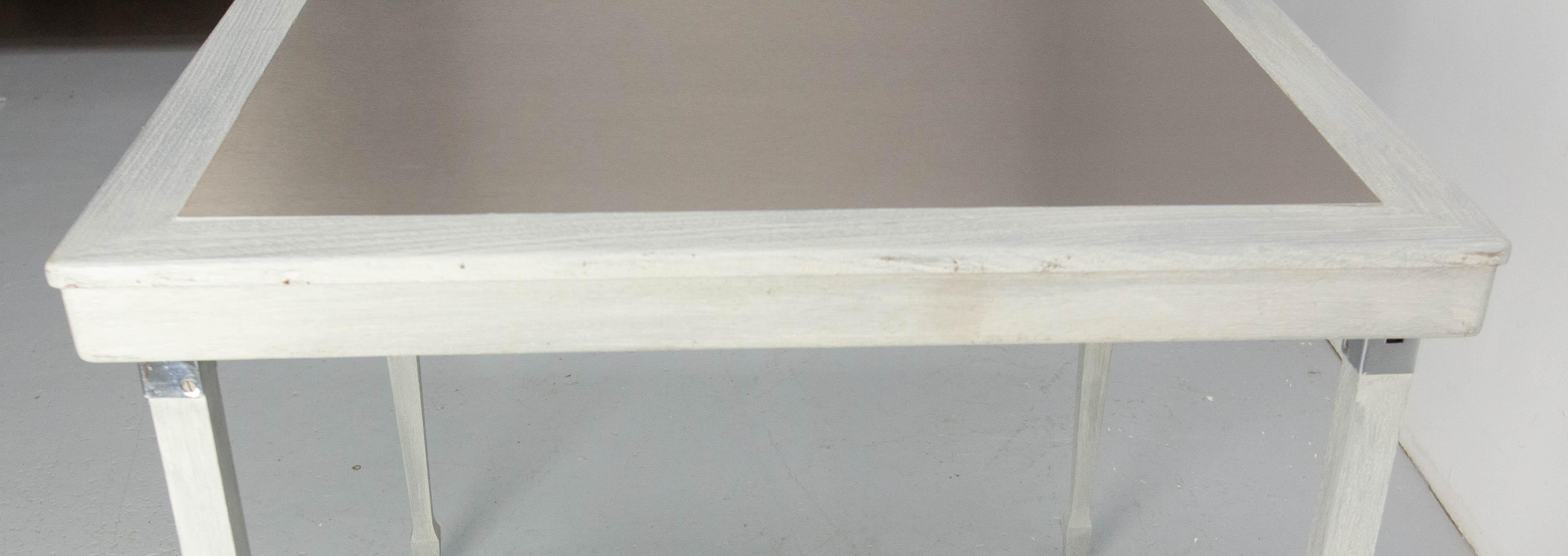 Aluminium Table pliante d'intérieur ou de terrasse de balcon français Alumium & Wood, circa 1920 en vente