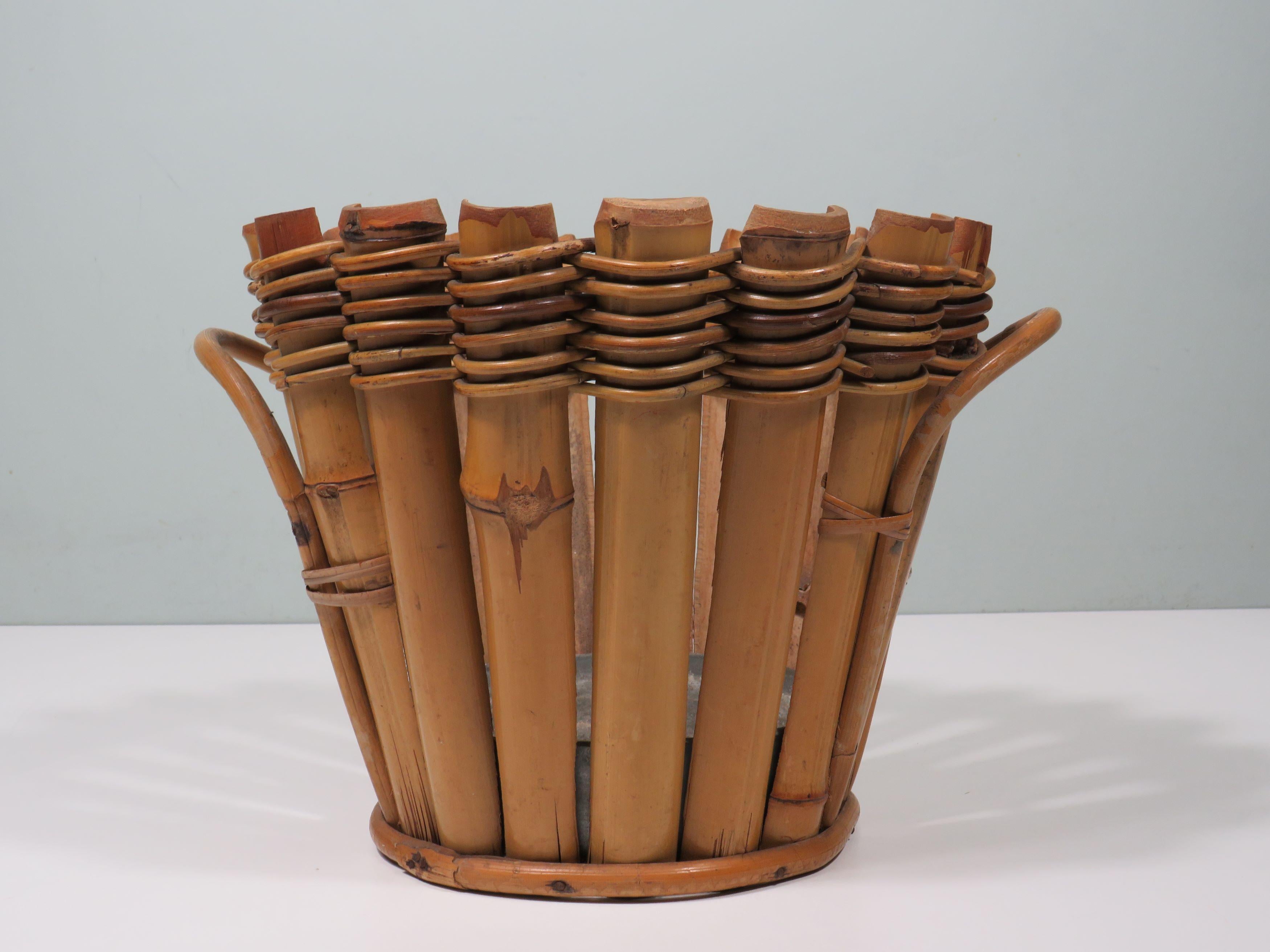 French bamboo cache pot/planter 1950-1960 In Good Condition For Sale In Herentals, BE