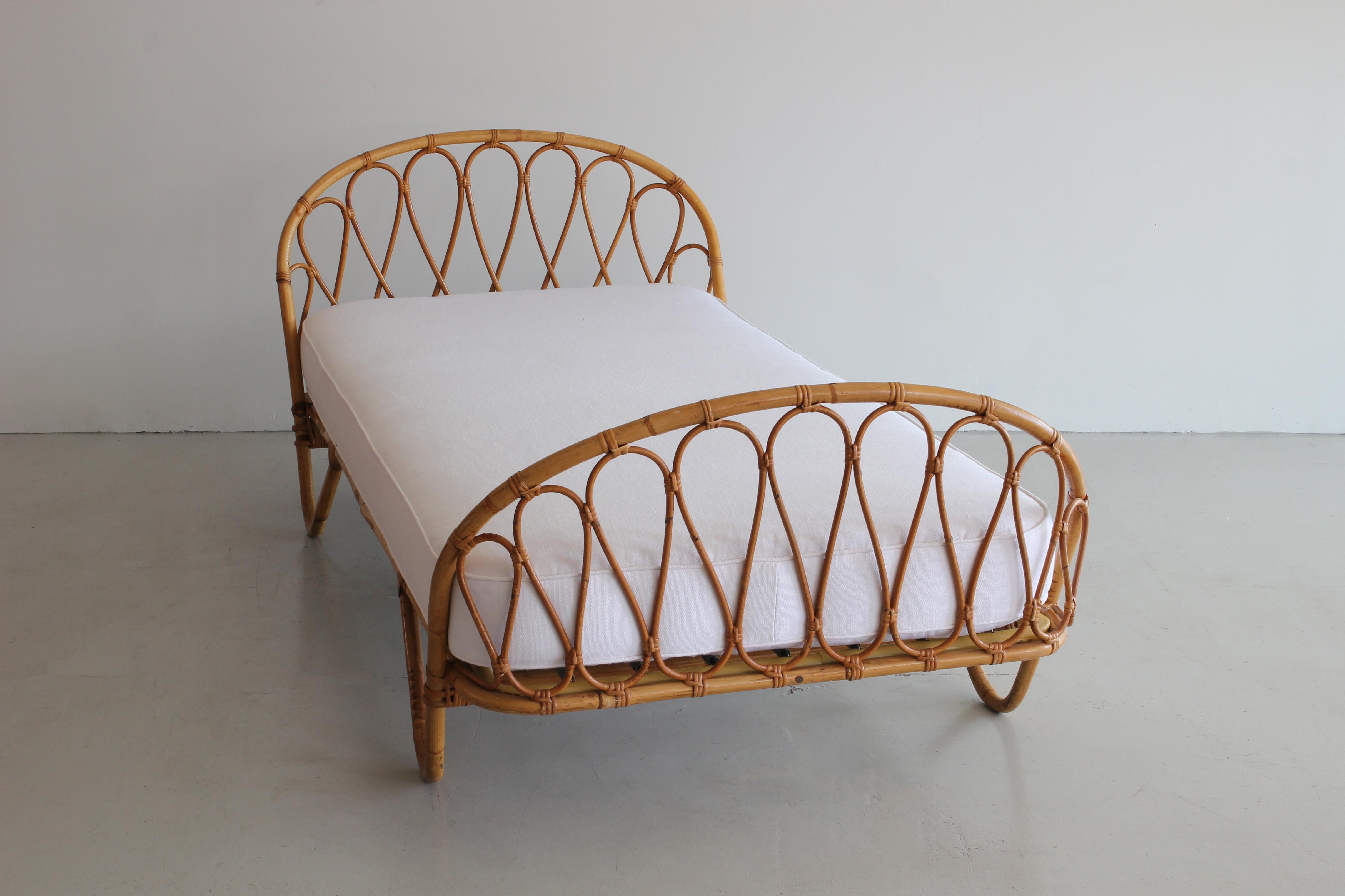 bamboo day beds