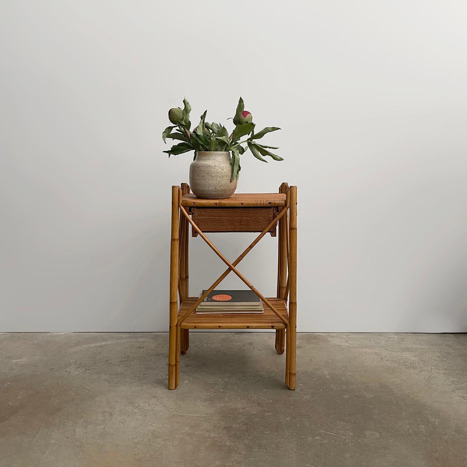 Table d'appoint en bambou français en vente 7
