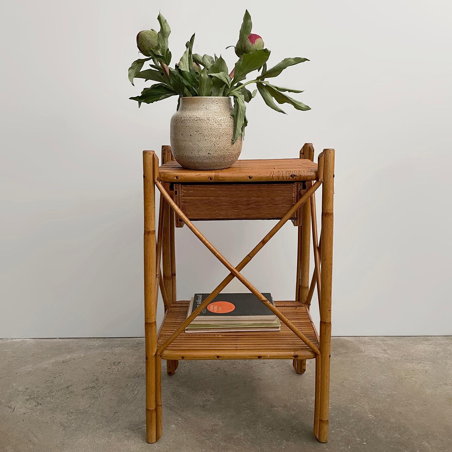 Table d'appoint en bambou français en vente 9